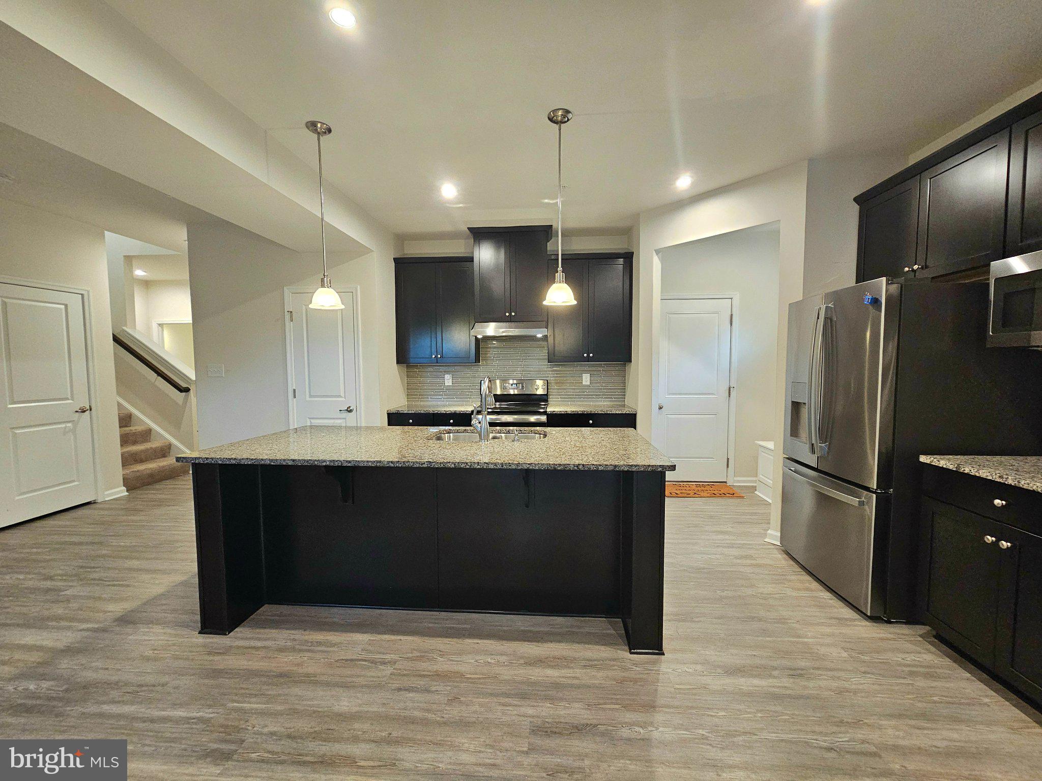 WOOD CREEK GOLF COMM - Residential