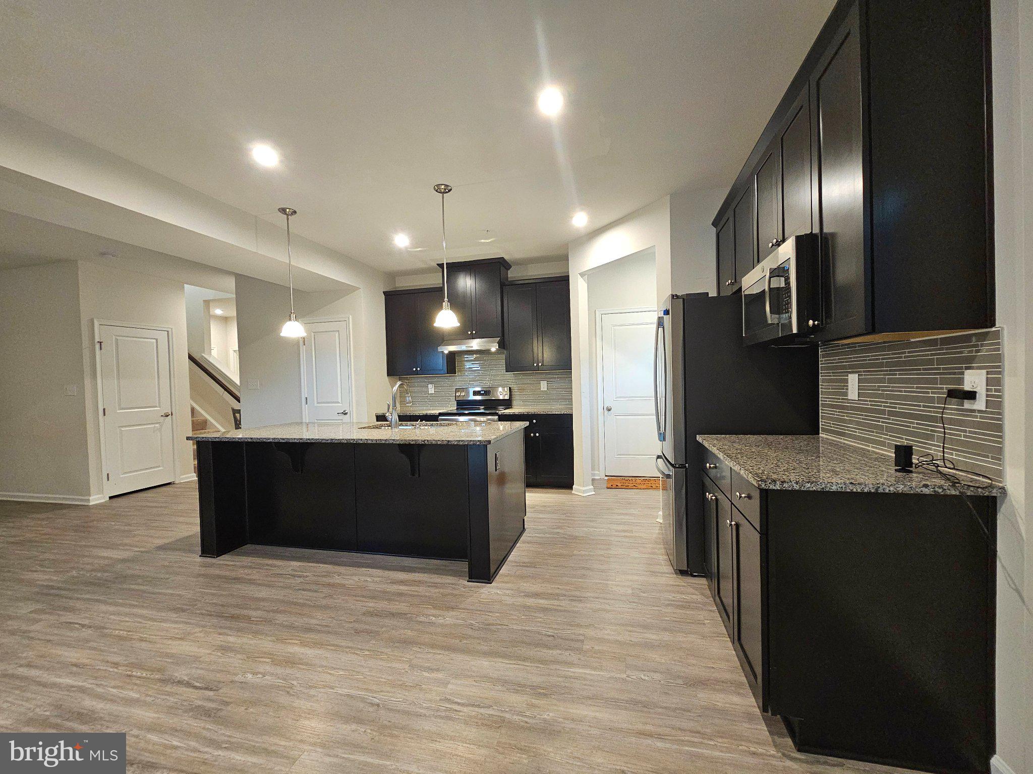 WOOD CREEK GOLF COMM - Residential