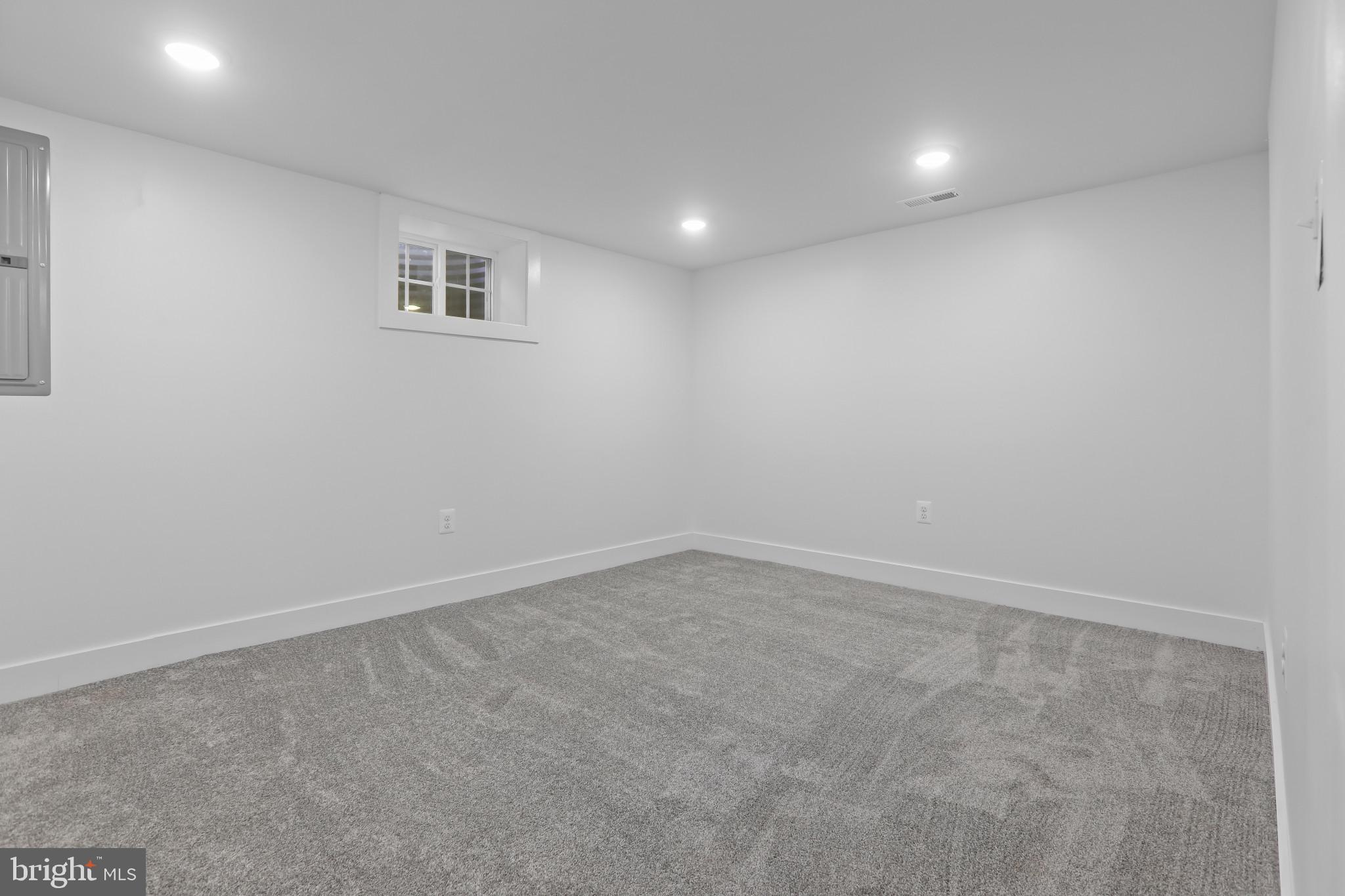 GREENSPRING VALLEY - Residential