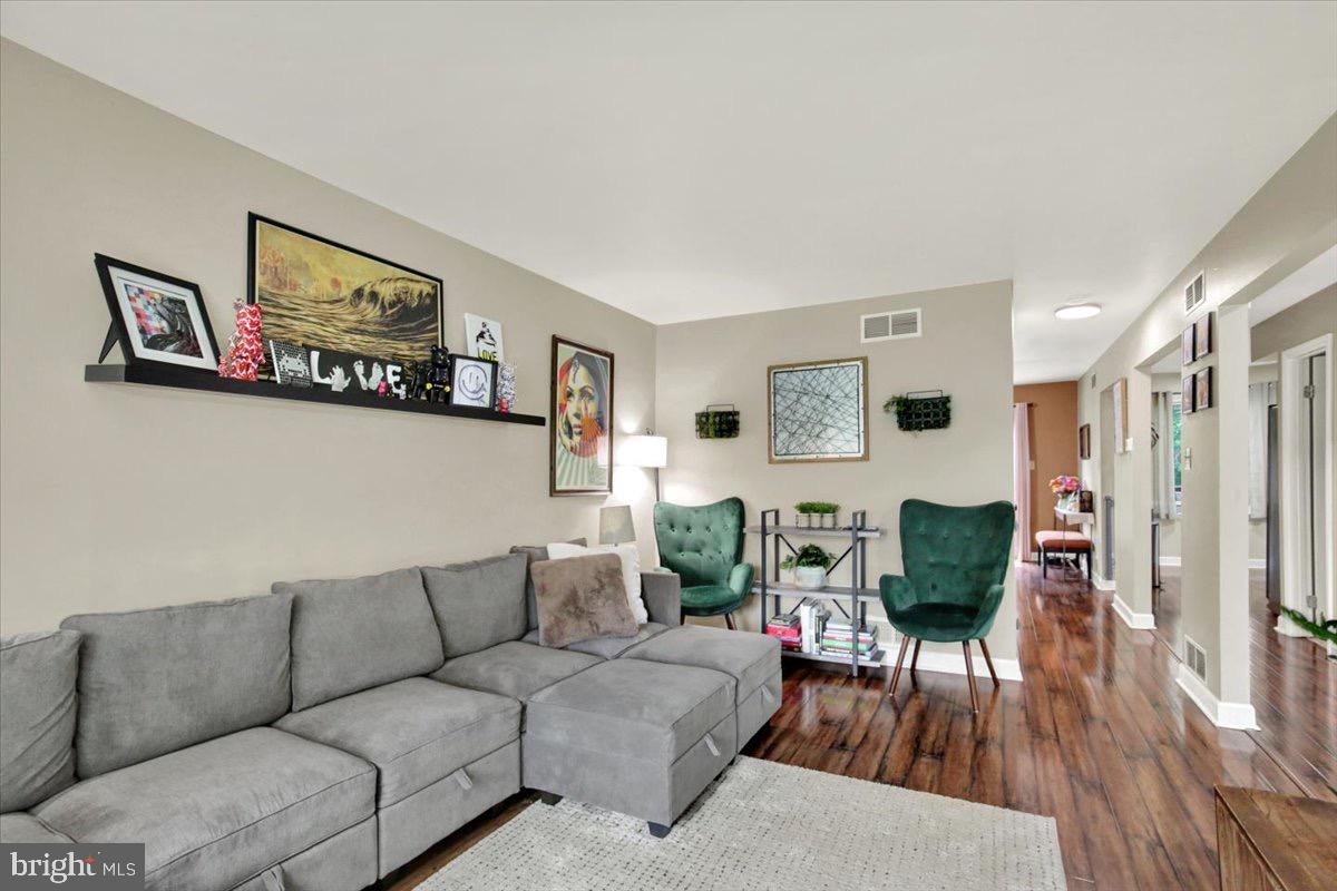 65 AZALEA WAY 2