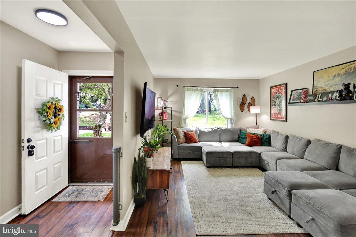 65 AZALEA WAY 2