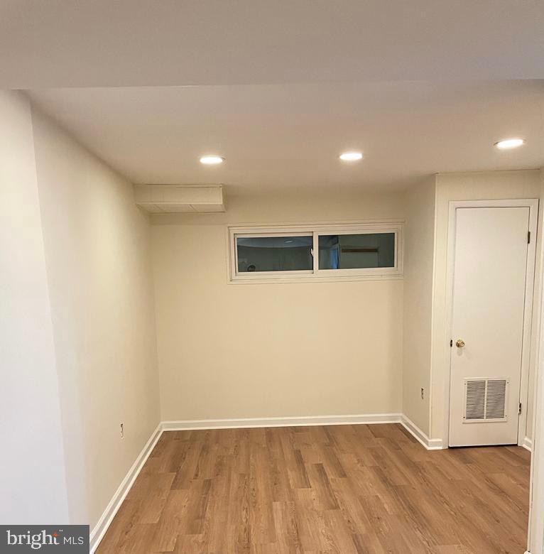 KEMP MILL ESTATES - Residential Lease