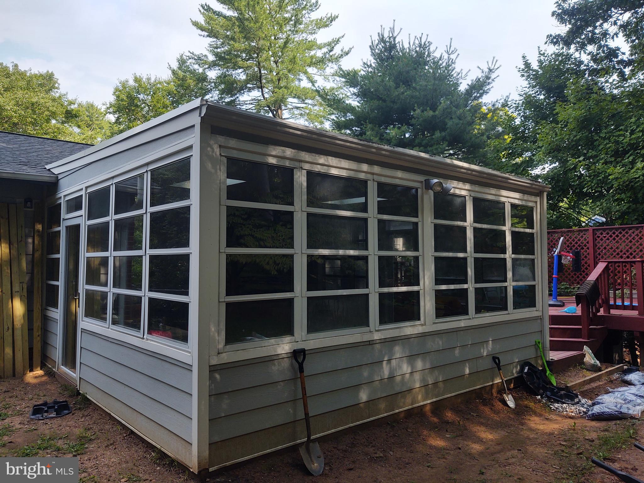 KEMP MILL ESTATES - Residential Lease