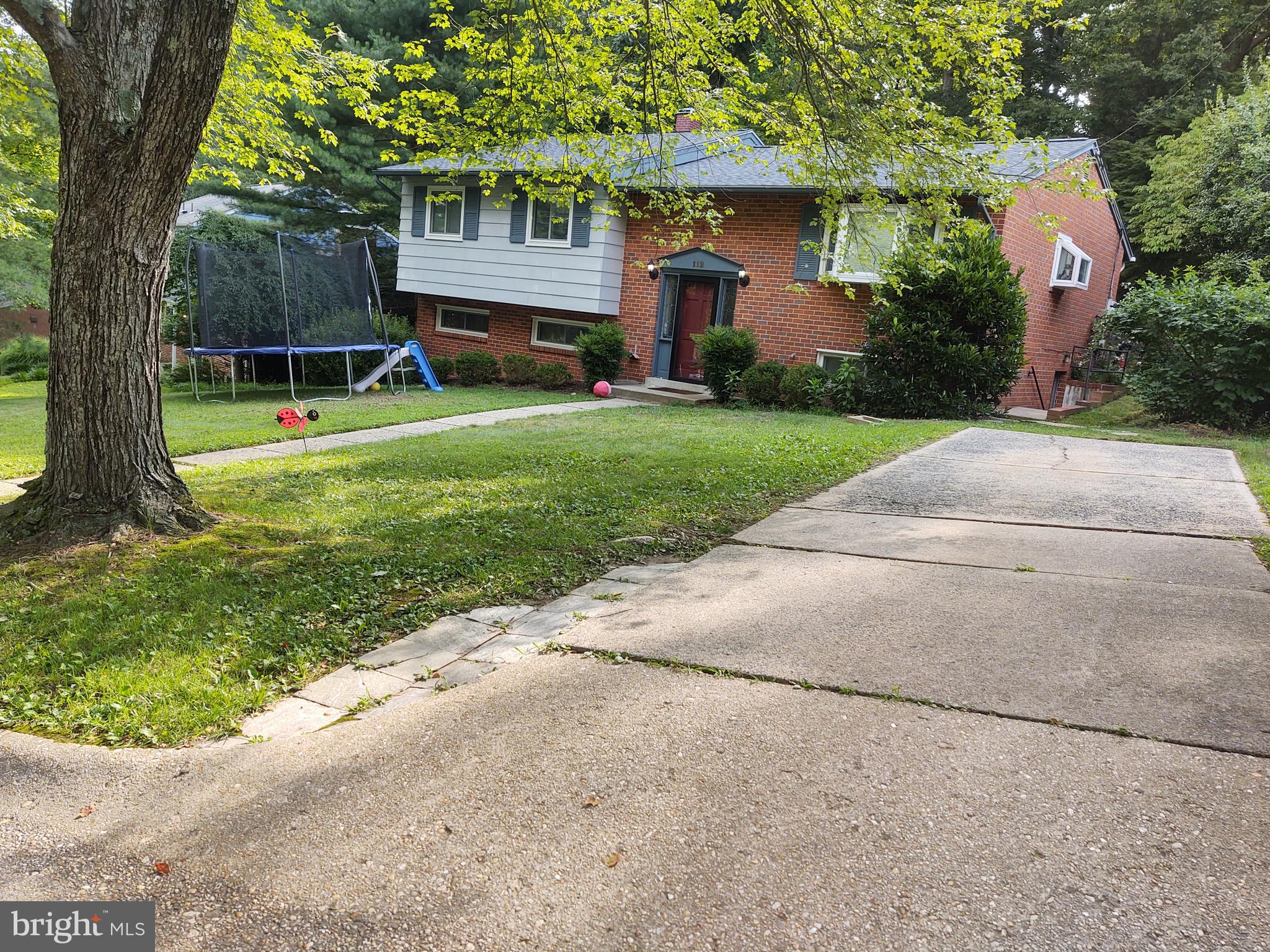 KEMP MILL ESTATES - Residential Lease