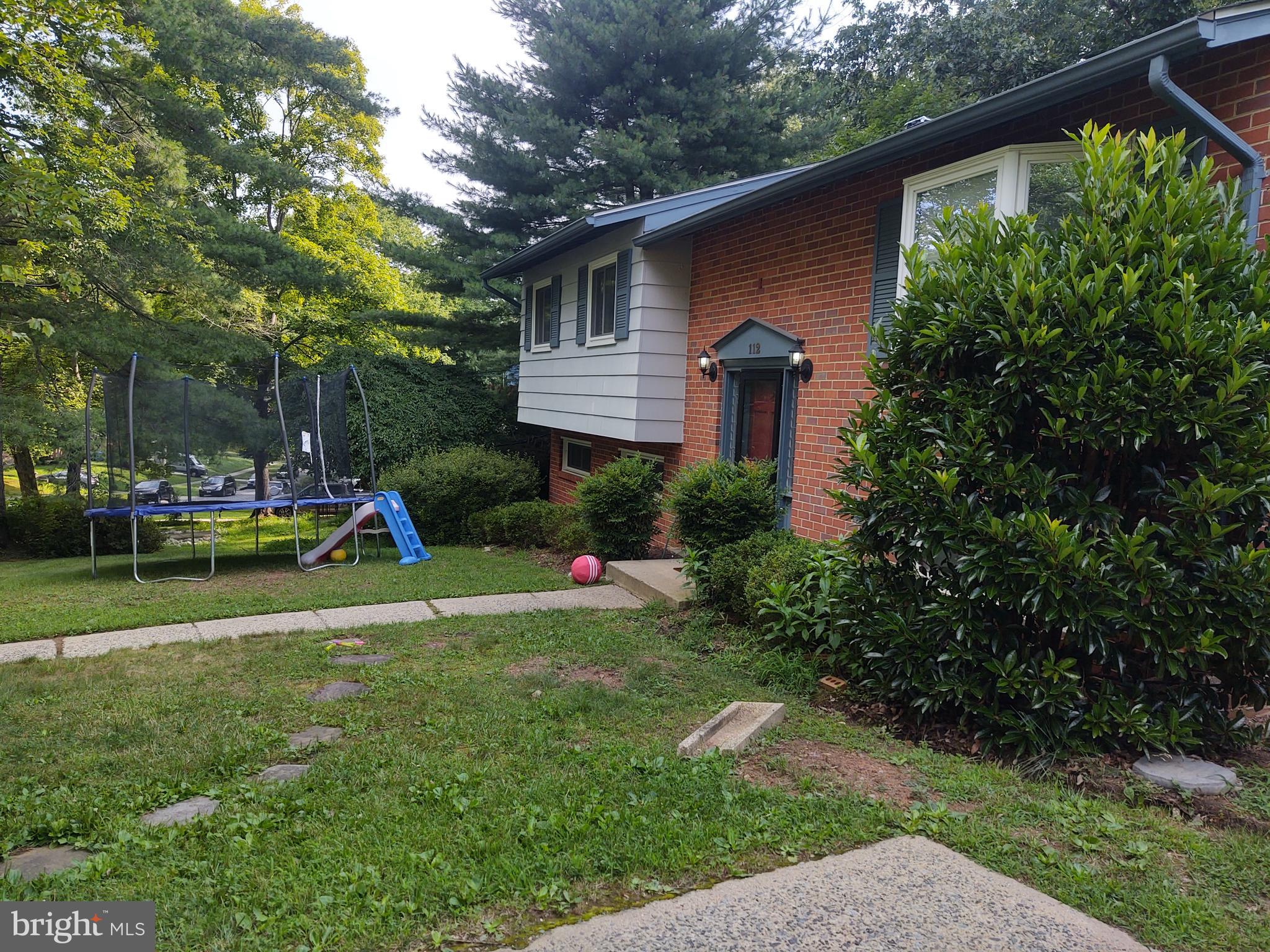 KEMP MILL ESTATES - Residential Lease