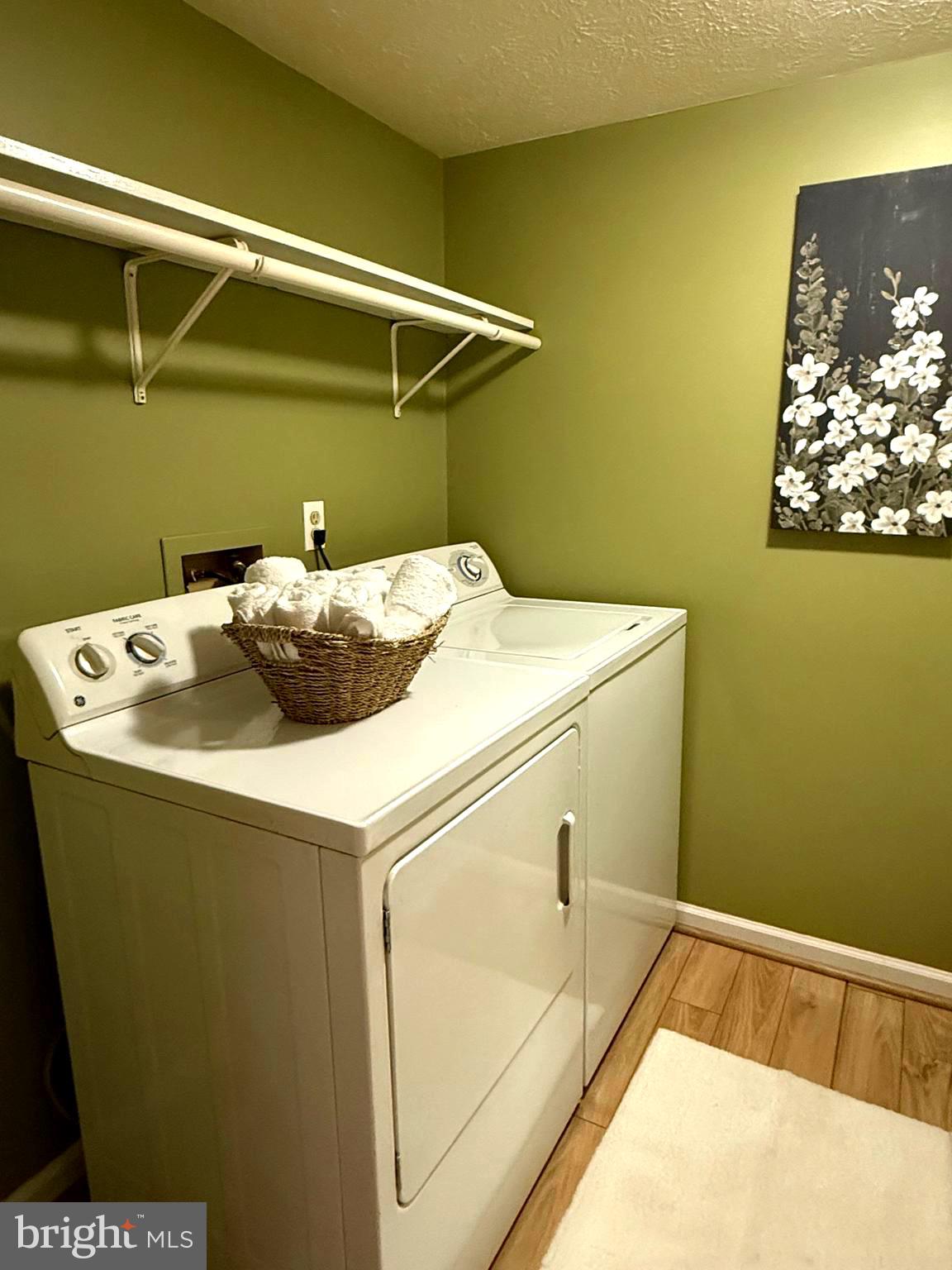 MUSSELMAN SQUARE - Residential