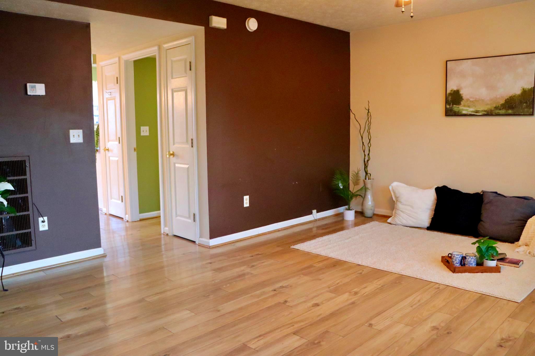 MUSSELMAN SQUARE - Residential