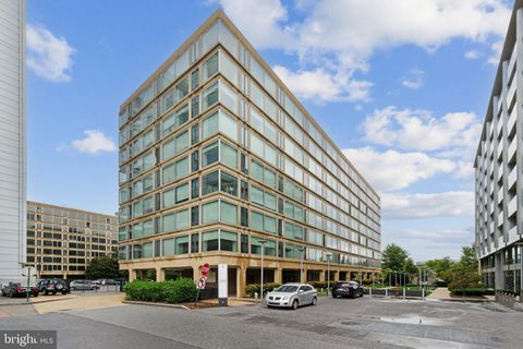 1101 3RD STREET SW 706 WASHINGTON DC 20024