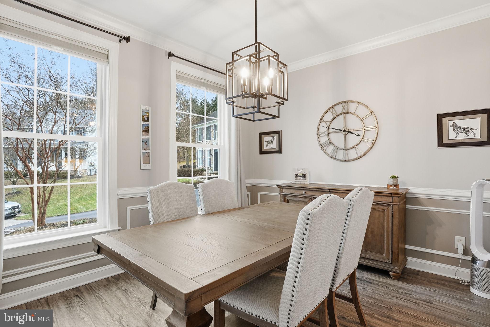 PASADENA MANOR - Residential