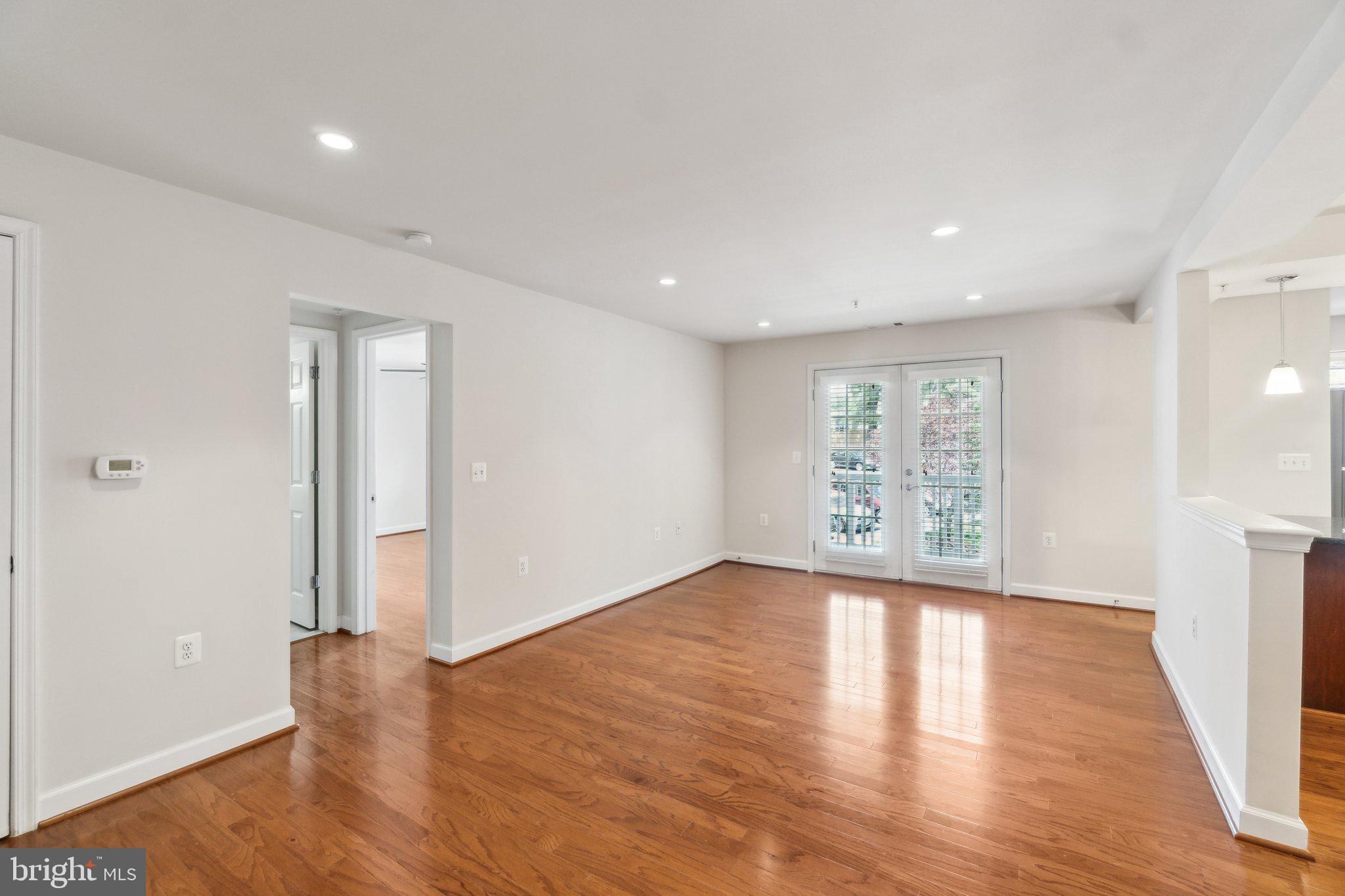 WEST VILLAGE OF SHIRLINGTON - Residential Lease