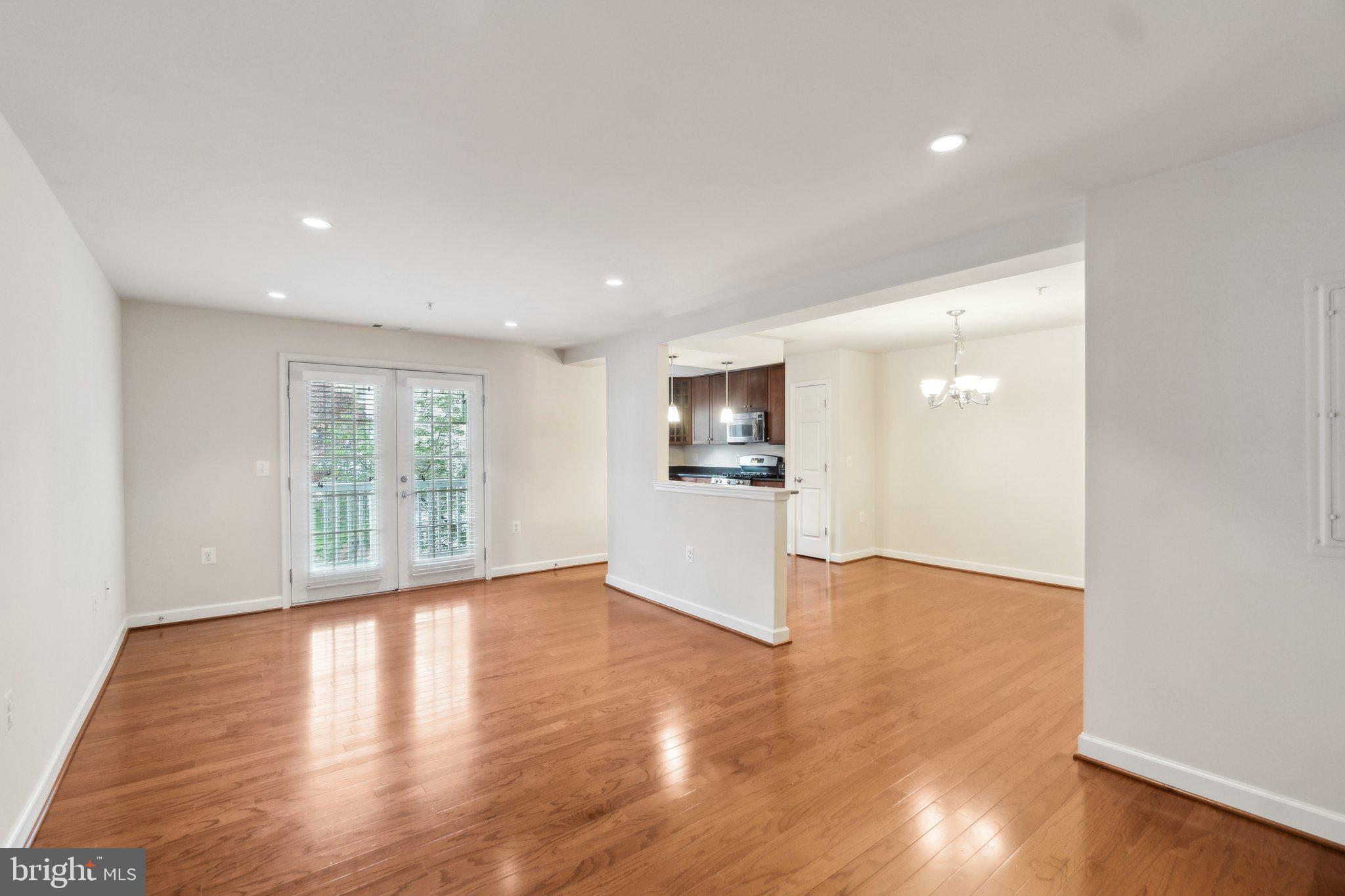 WEST VILLAGE OF SHIRLINGTON - Residential Lease