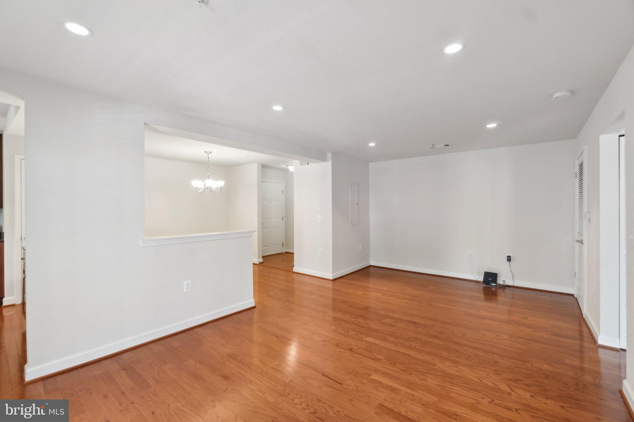 WEST VILLAGE OF SHIRLINGTON - Residential Lease