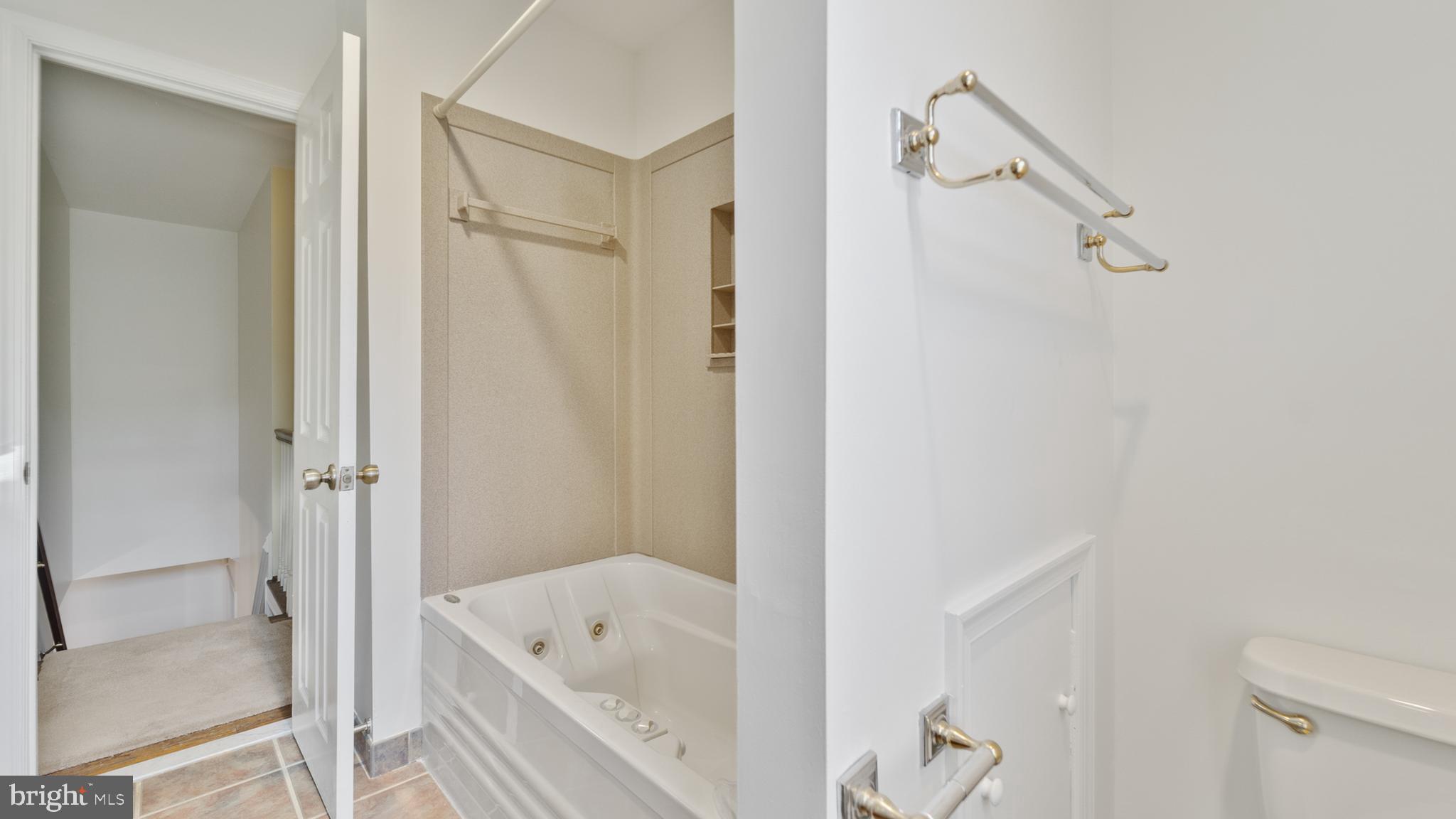 SAGAMORE FOREST - Residential