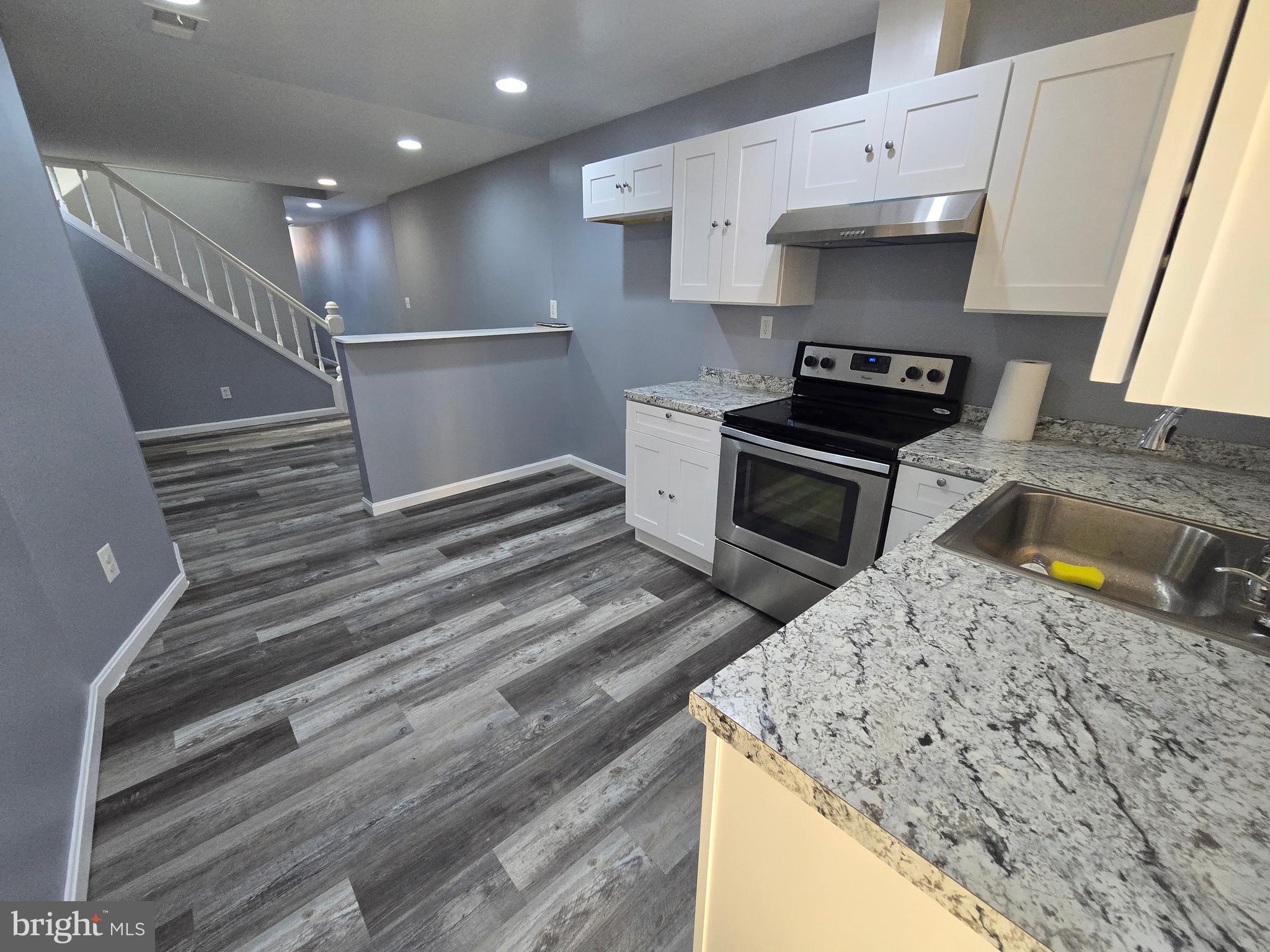 MONDAWMIN - Residential