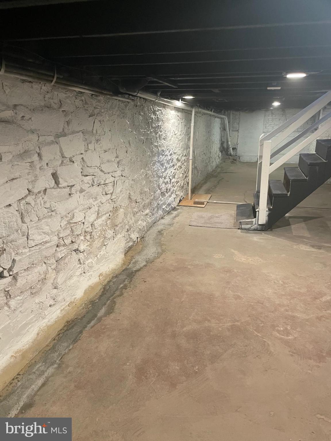 MONDAWMIN - Residential