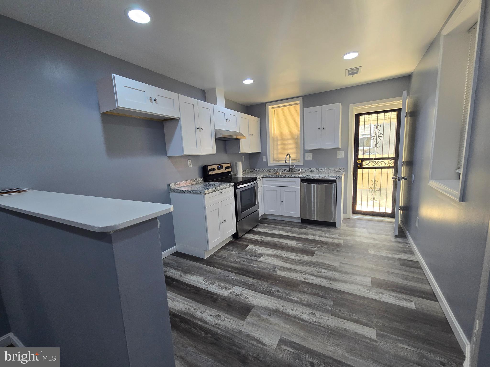 MONDAWMIN - Residential