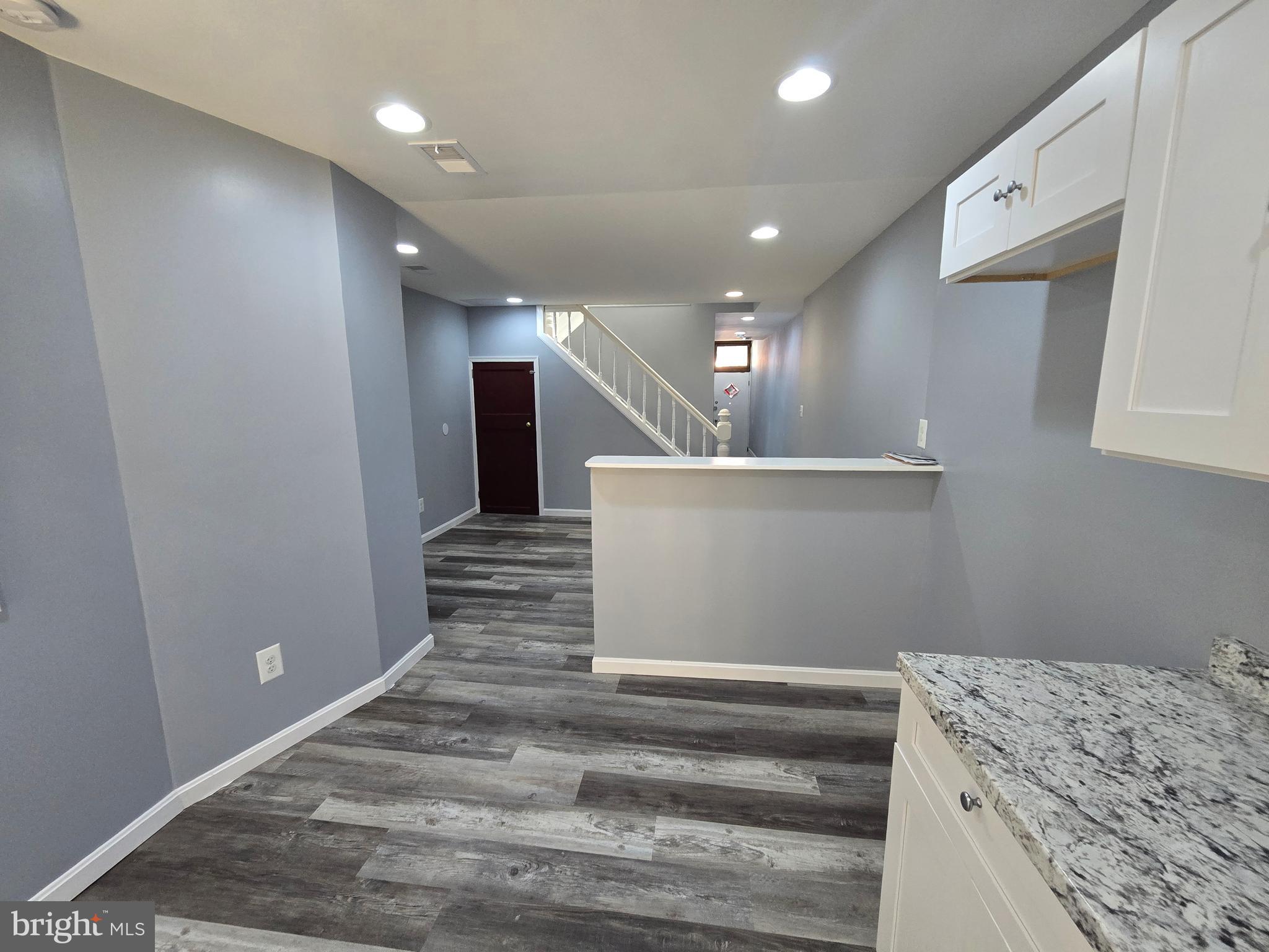 MONDAWMIN - Residential