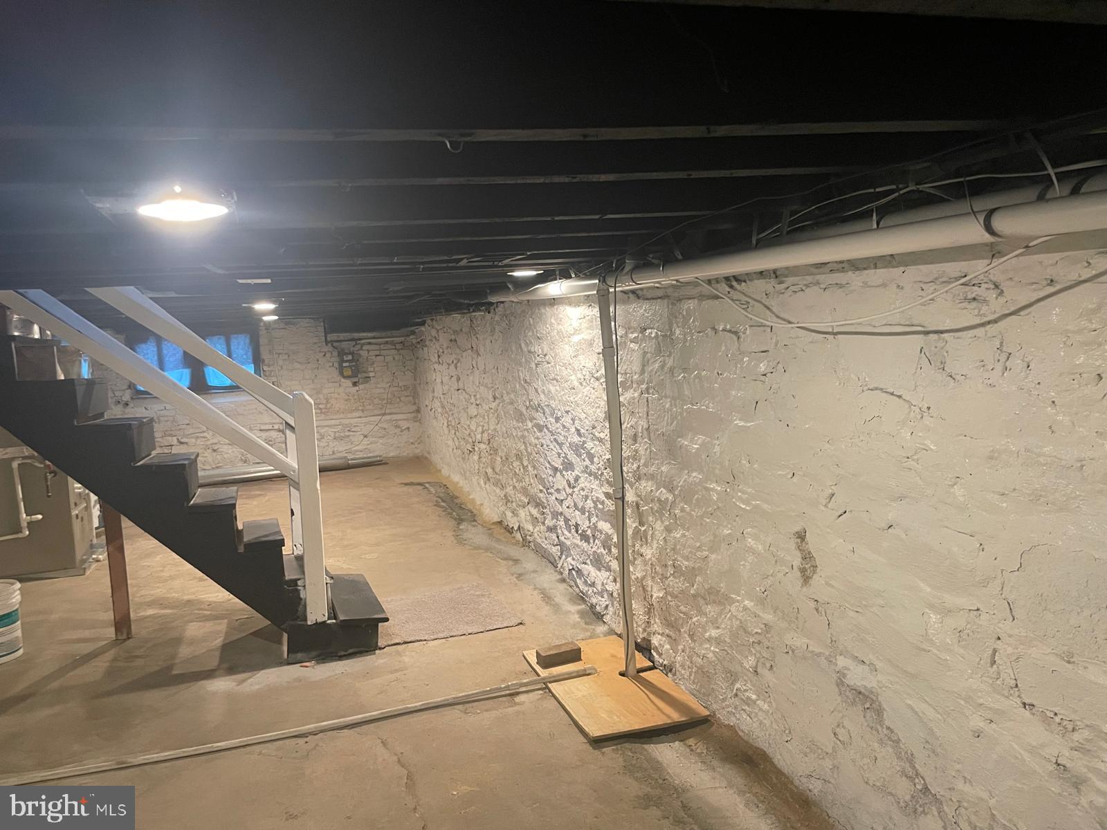 MONDAWMIN - Residential