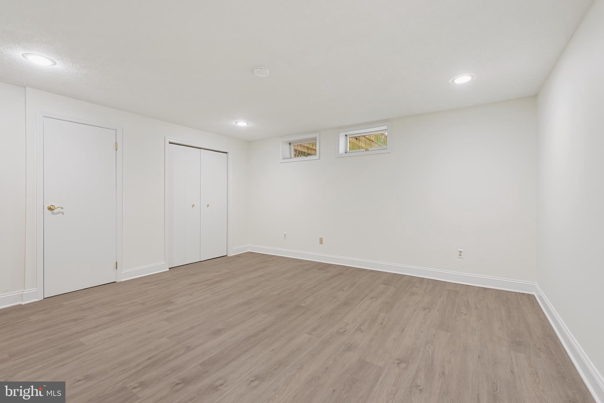 RIDGEDALE MEWS - Residential