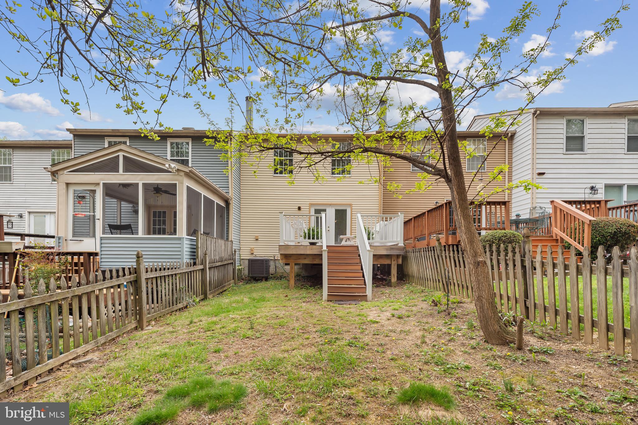 RIDGEDALE MEWS - Residential
