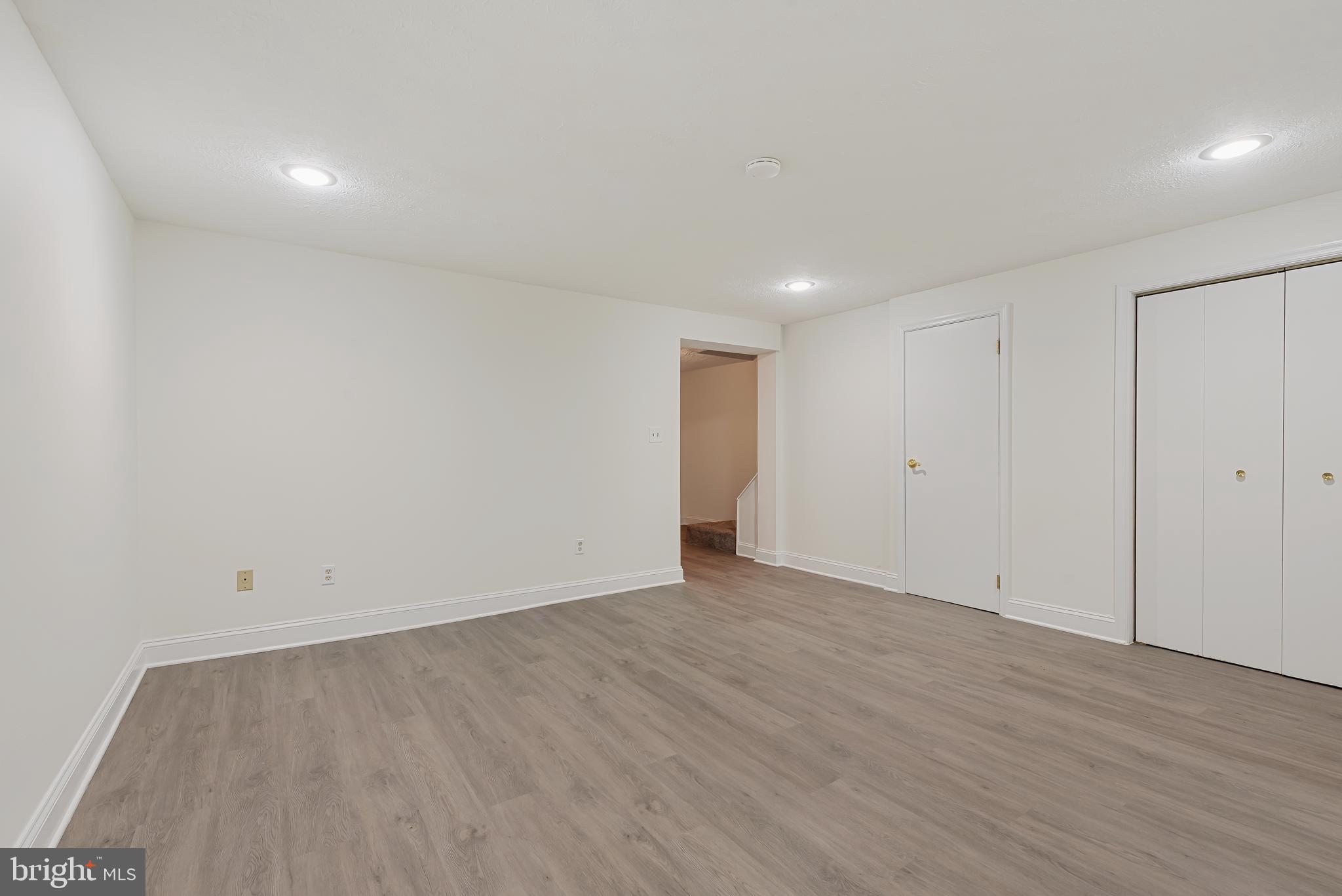 RIDGEDALE MEWS - Residential