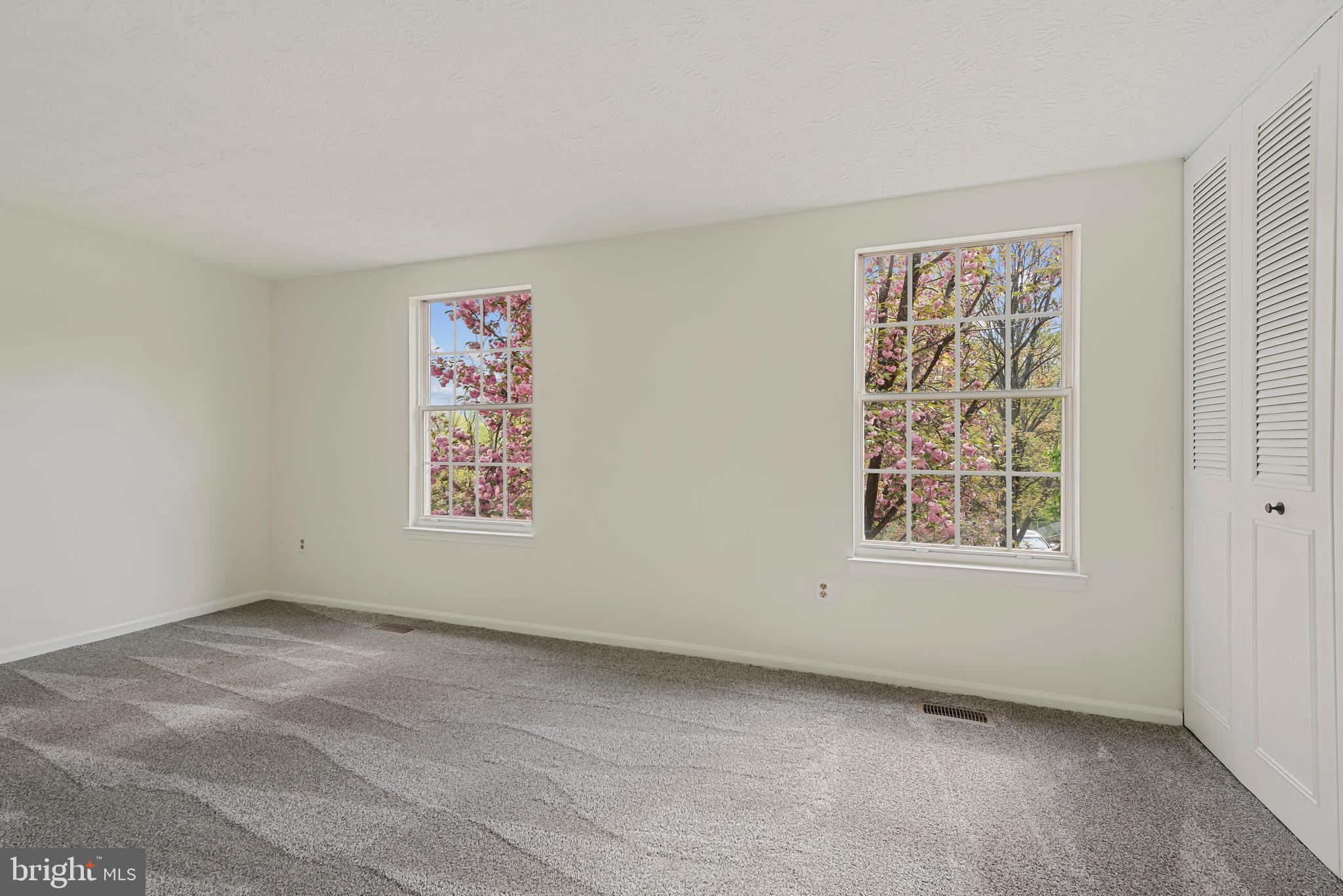 RIDGEDALE MEWS - Residential