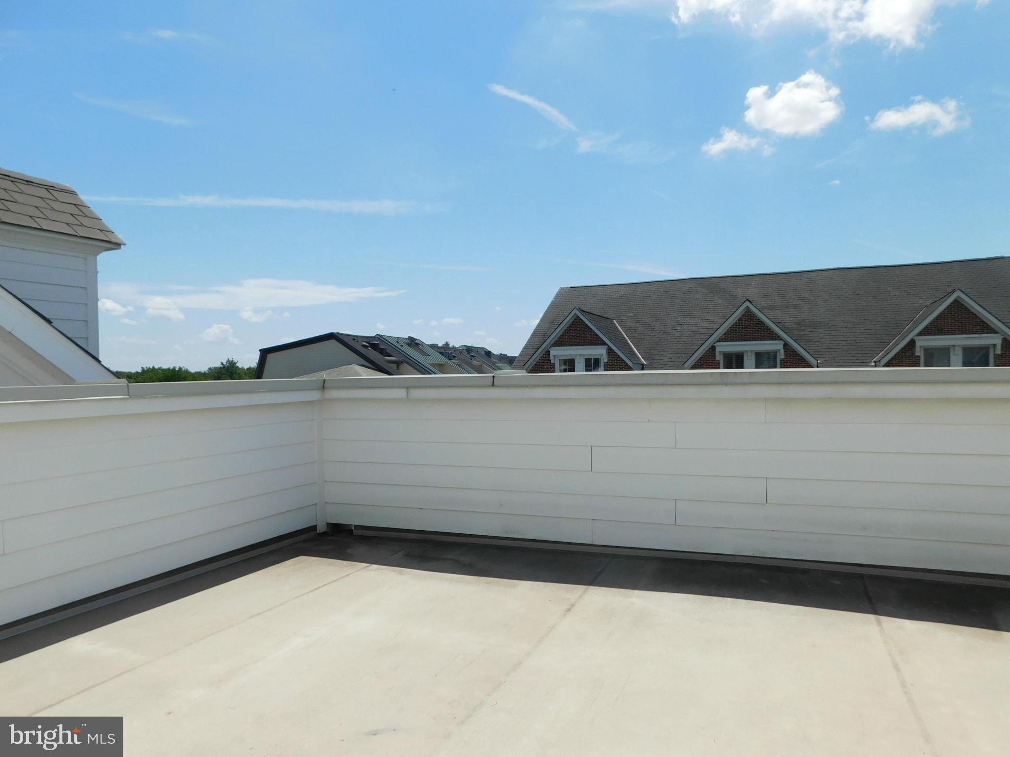 POTOMAC GREENS - Residential Lease