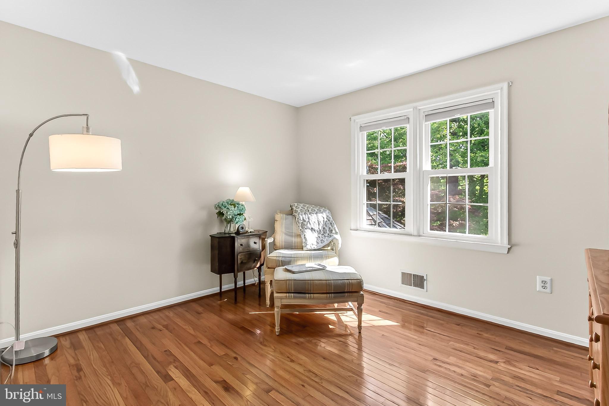 FAIRFAX STATION - Residential