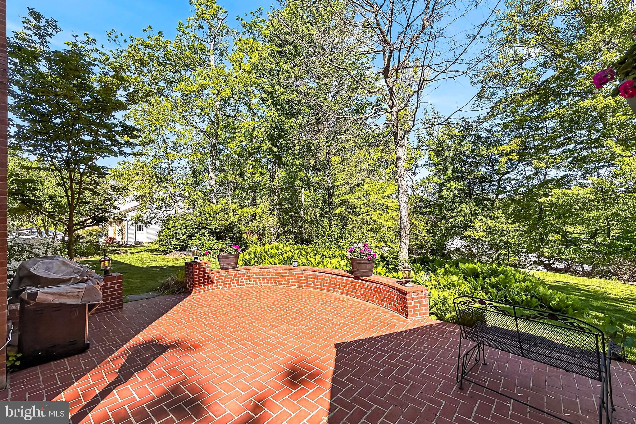 FAIRFAX STATION - Residential