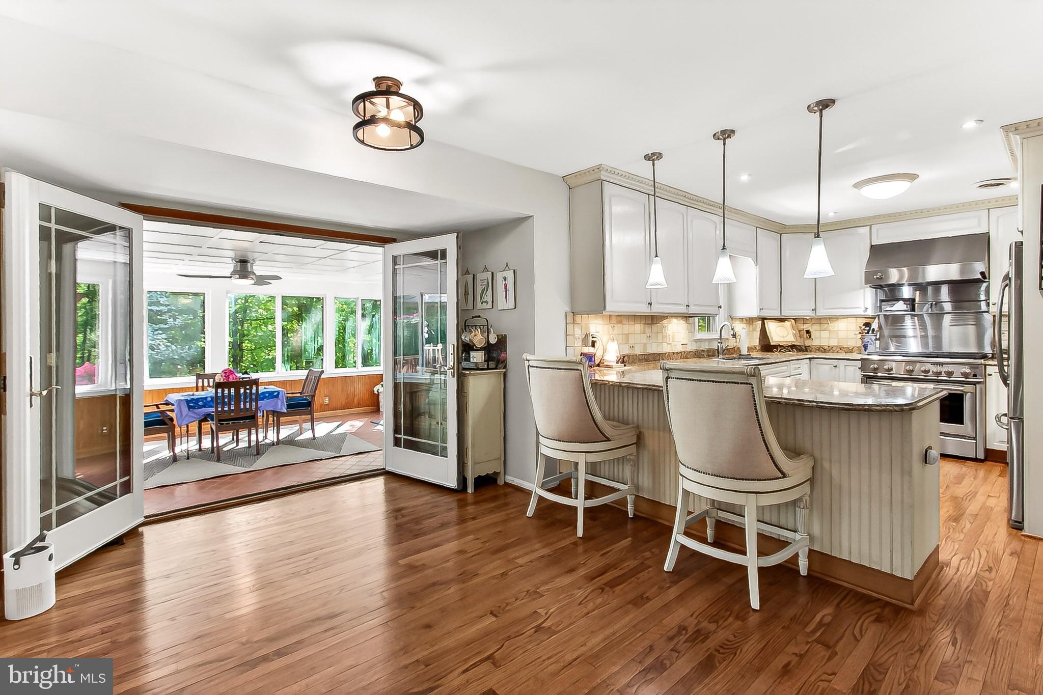 FAIRFAX STATION - Residential