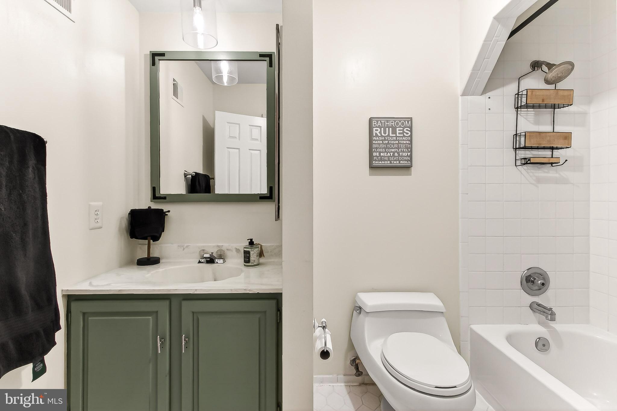 FAIRFAX STATION - Residential