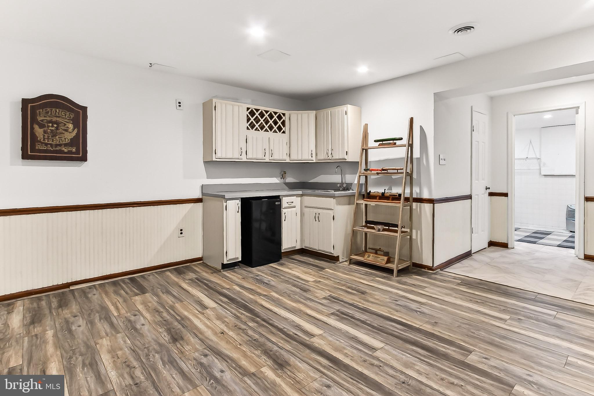 FAIRFAX STATION - Residential