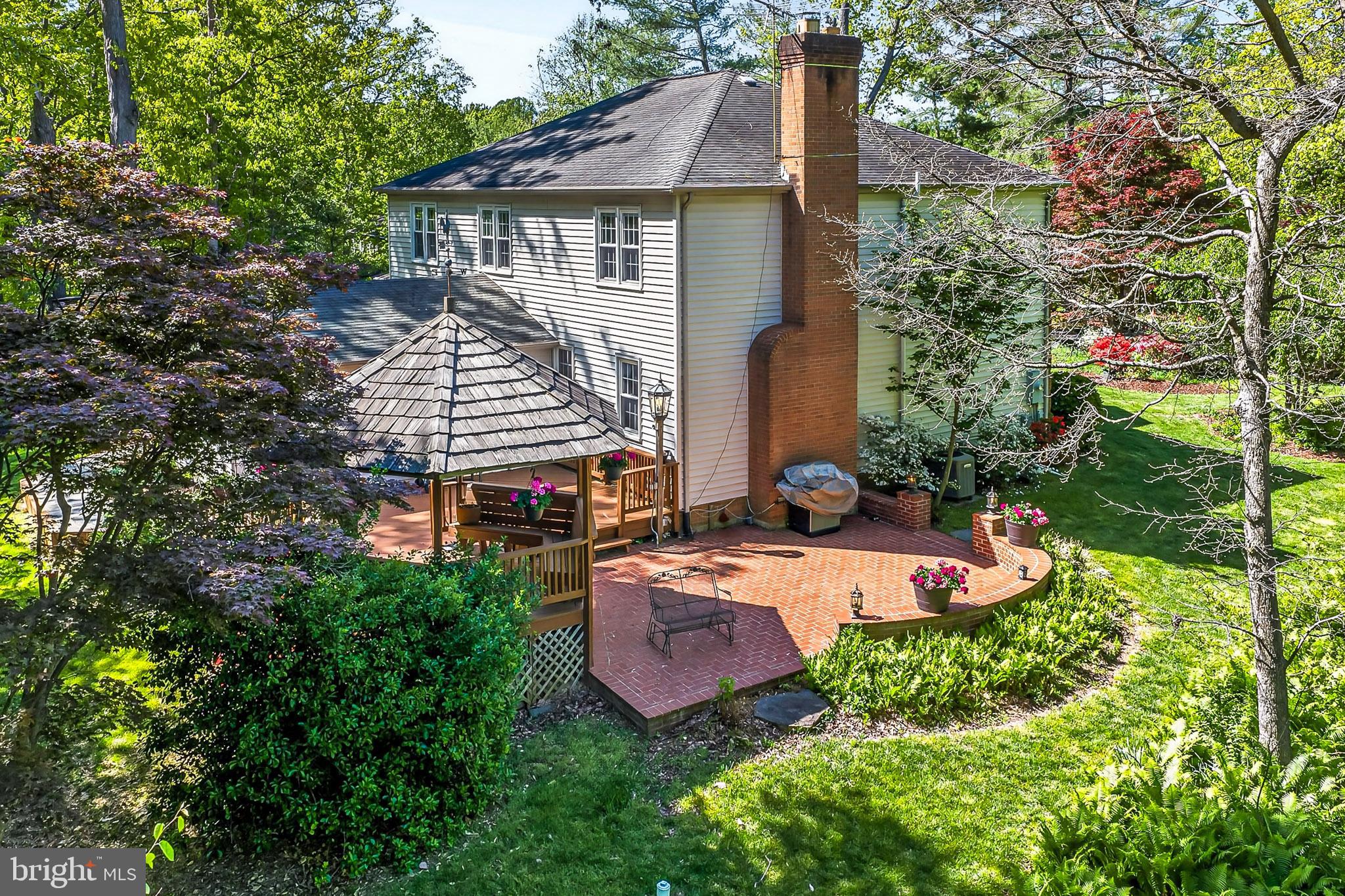 FAIRFAX STATION - Residential