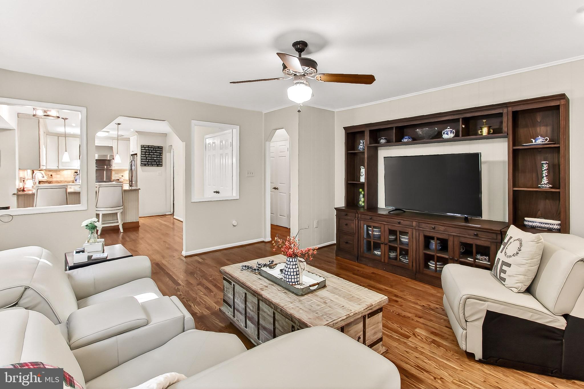 FAIRFAX STATION - Residential