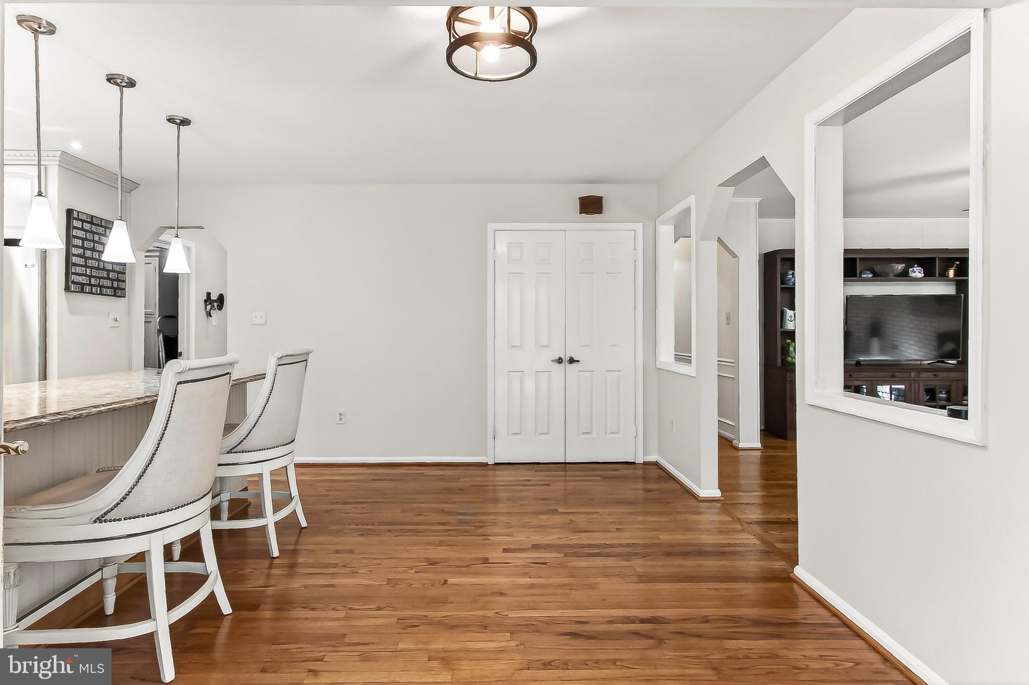 FAIRFAX STATION - Residential