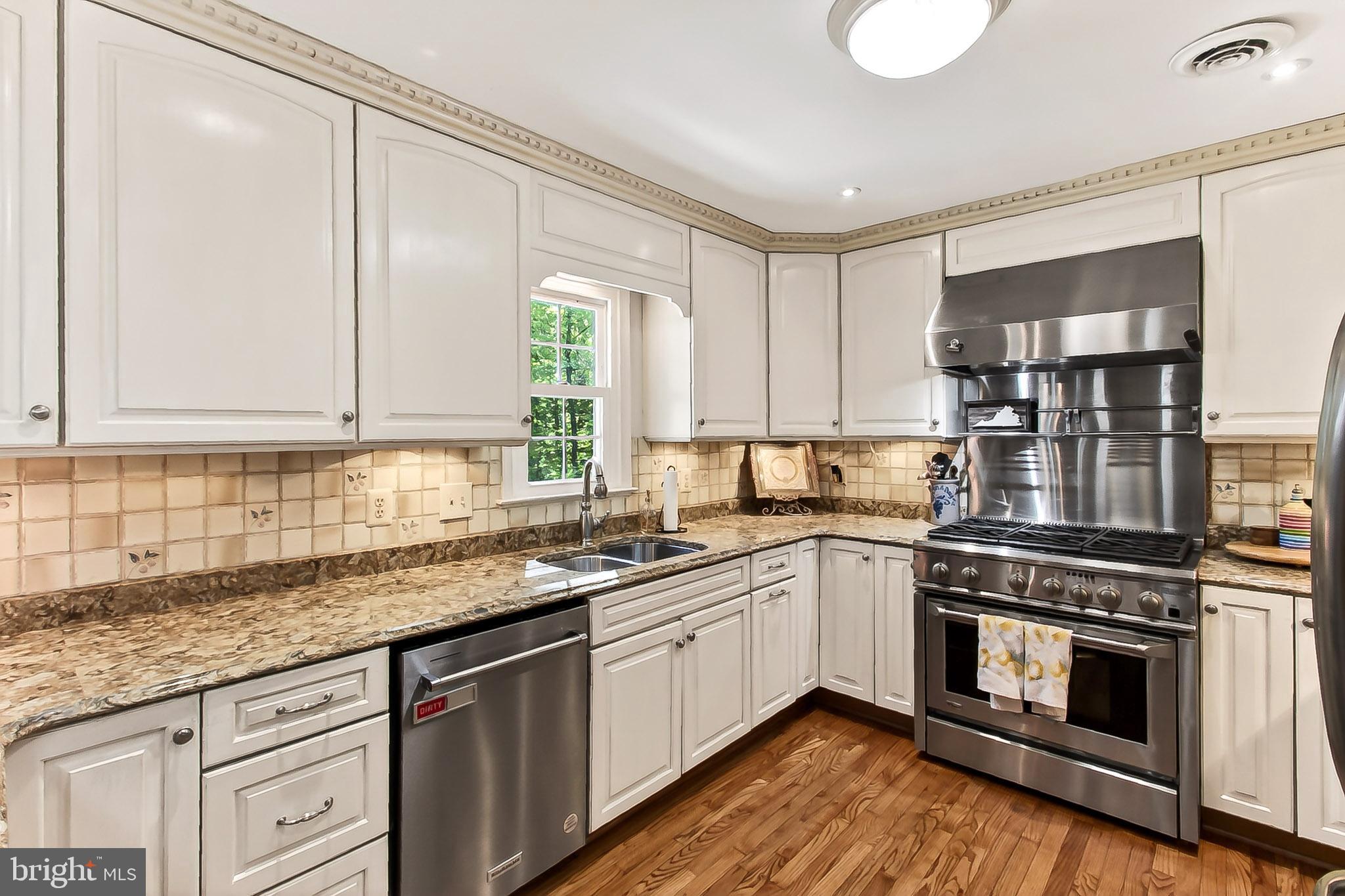 FAIRFAX STATION - Residential