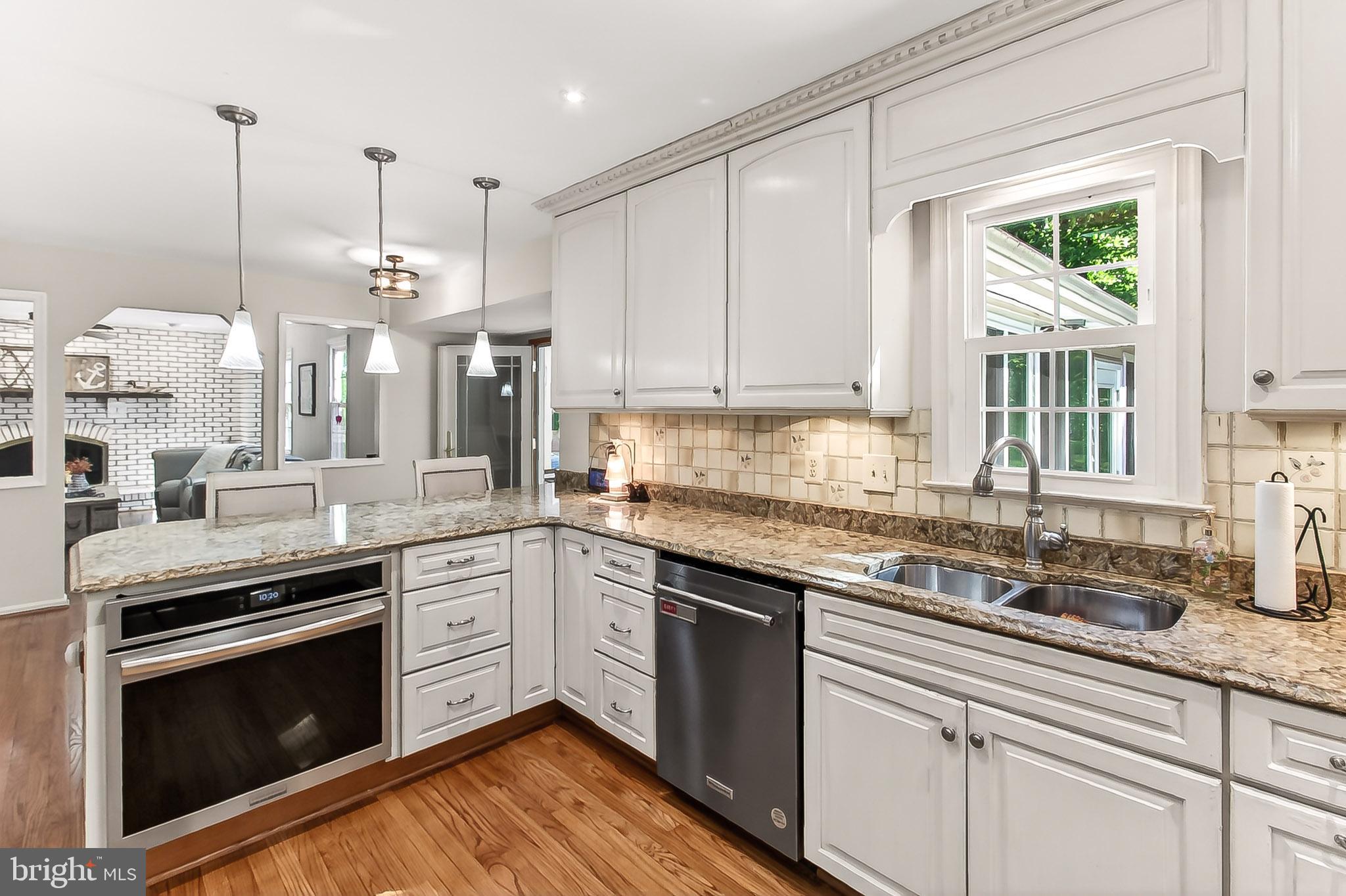 FAIRFAX STATION - Residential