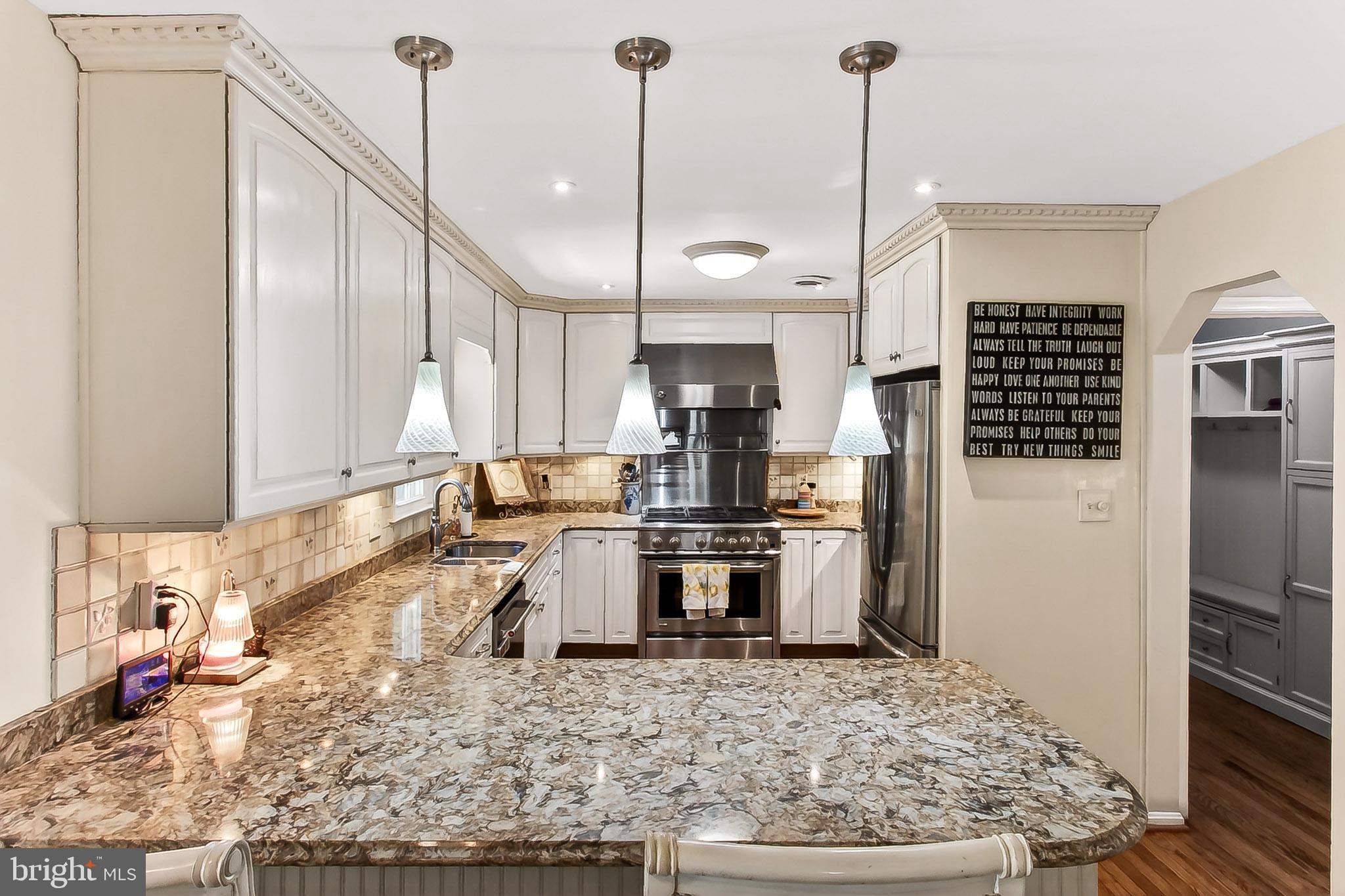 FAIRFAX STATION - Residential