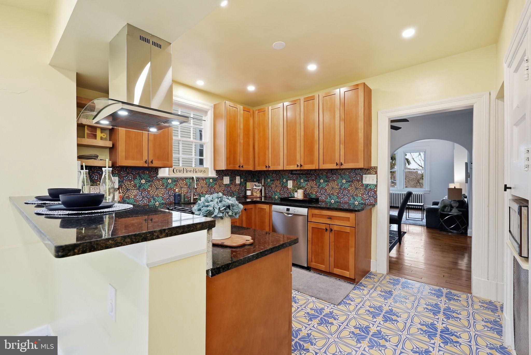 MOUNT RAINIER - Residential