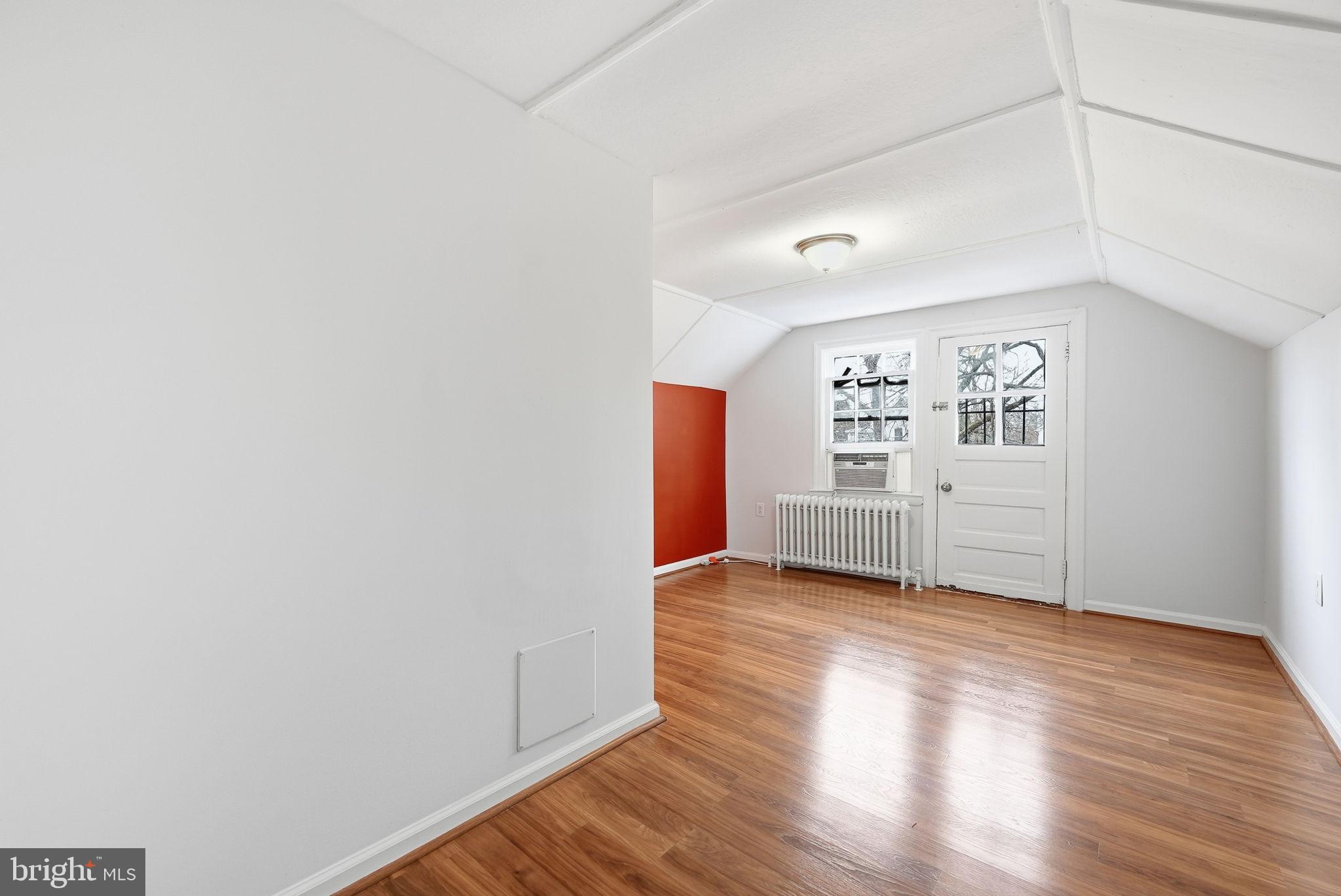 MOUNT RAINIER - Residential