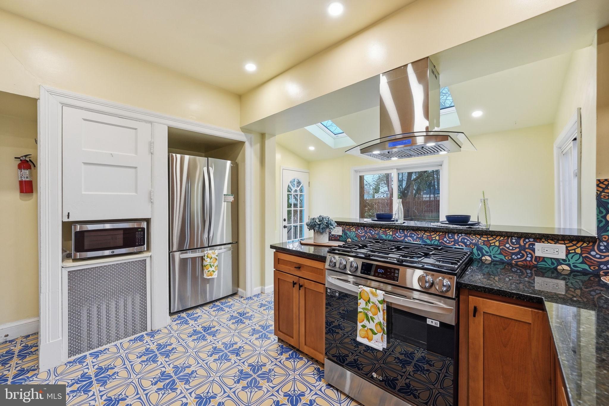 MOUNT RAINIER - Residential