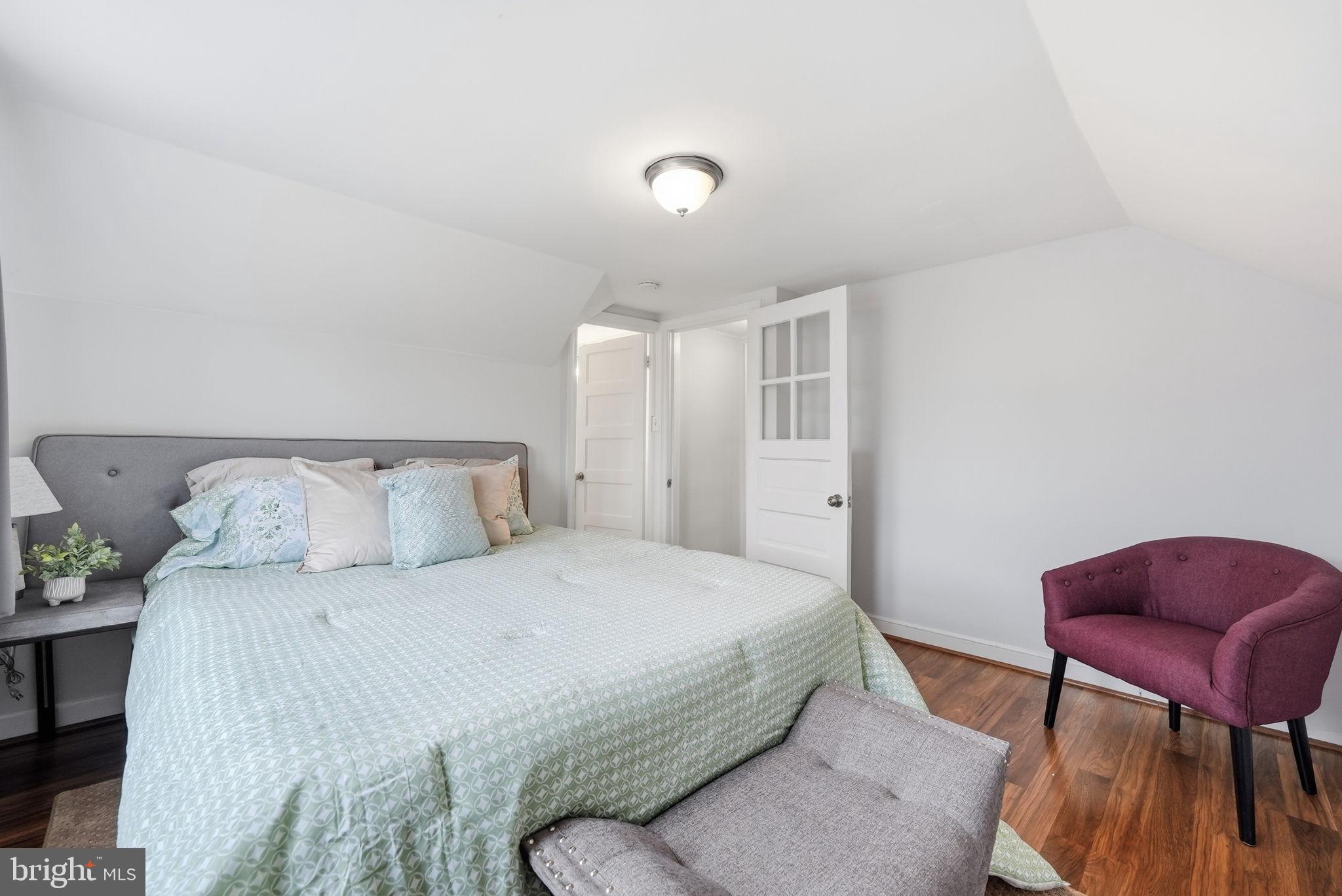 MOUNT RAINIER - Residential