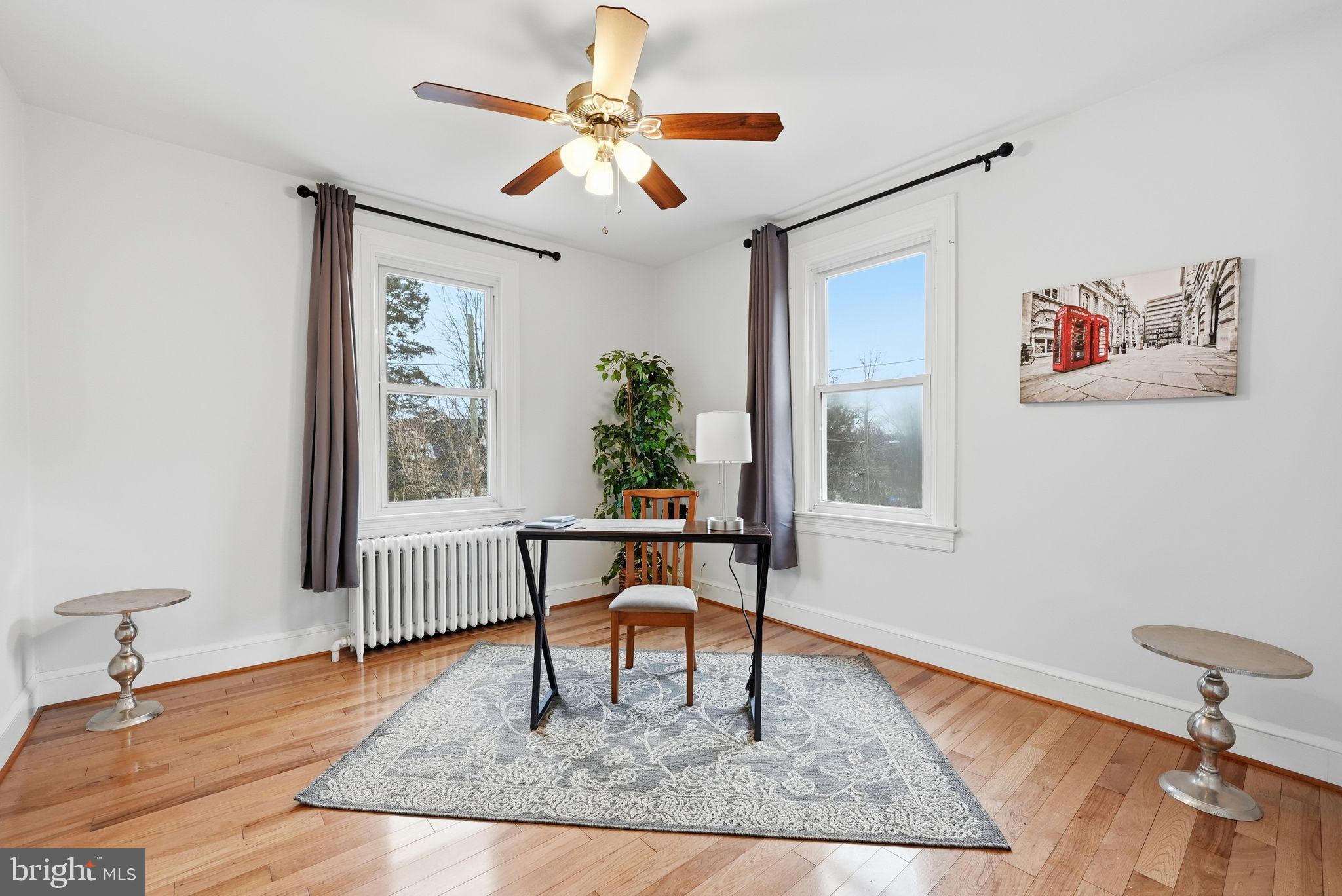 MOUNT RAINIER - Residential