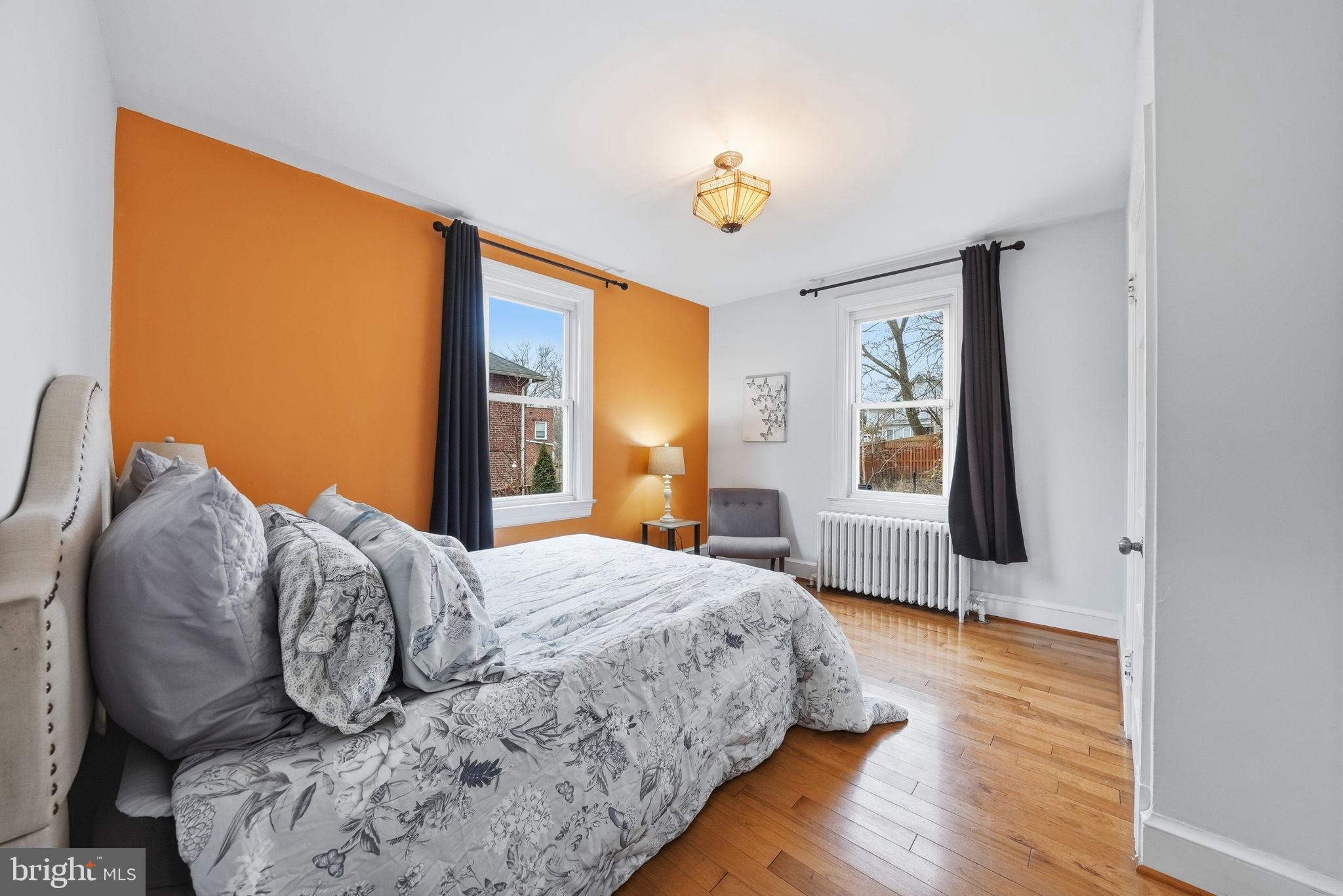 MOUNT RAINIER - Residential