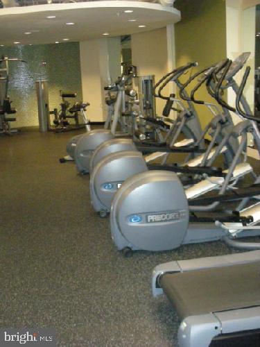 RENAISSANCE AT TYSONS - Residential Lease