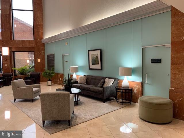 RENAISSANCE AT TYSONS - Residential Lease