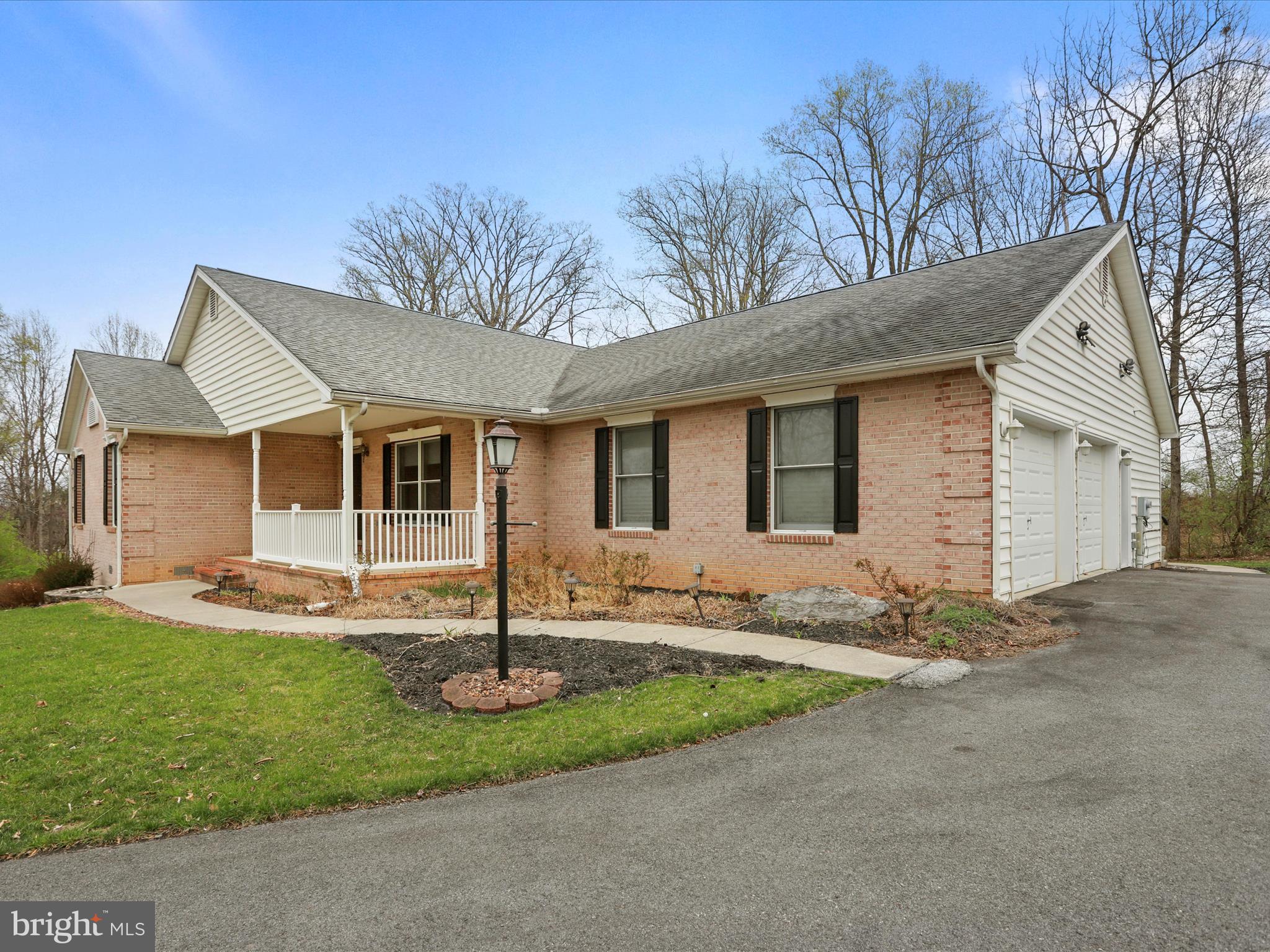 WESTWOOD MANOR - Residential