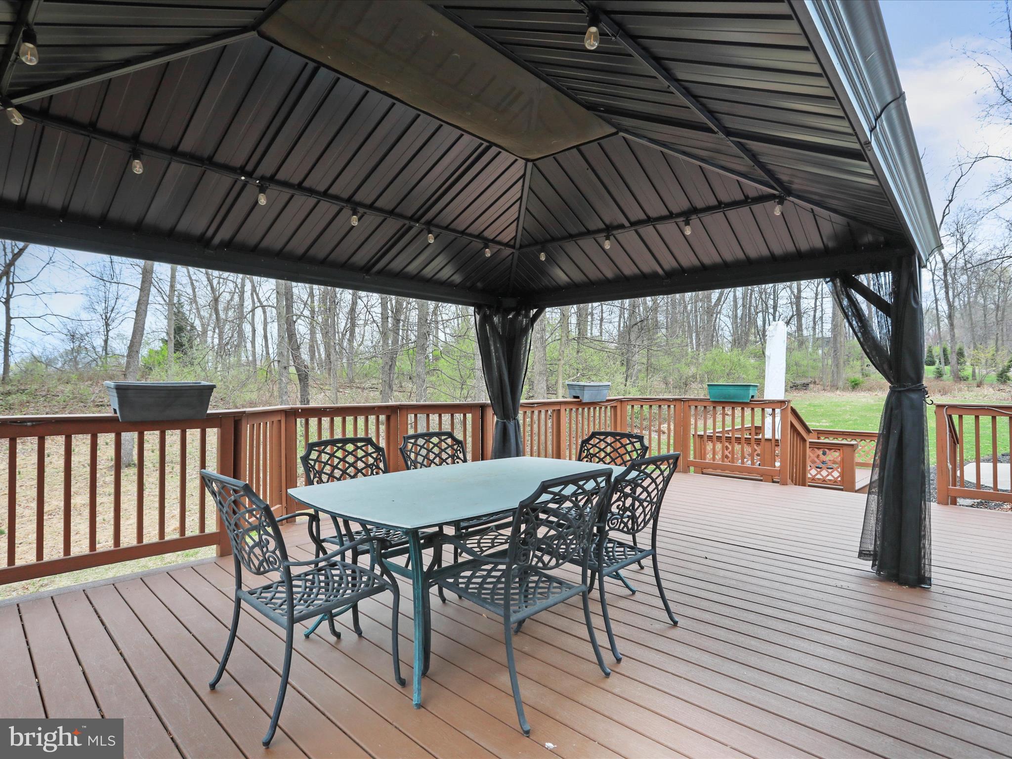 WESTWOOD MANOR - Residential