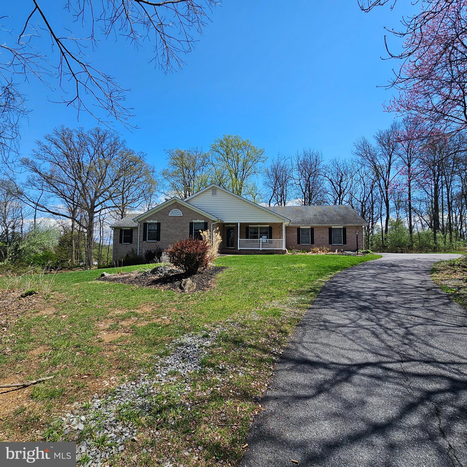 533 SIERRA DRIVE