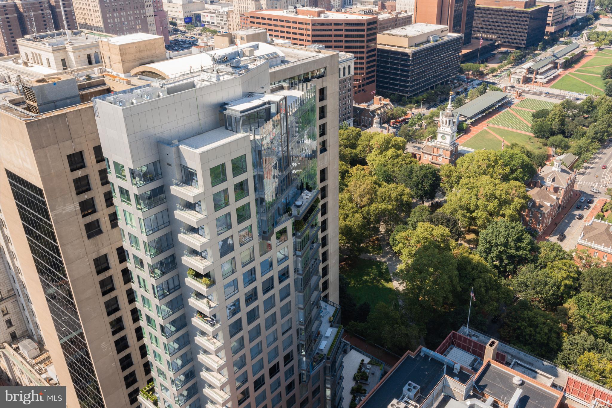 WASHINGTON SQ - Residential